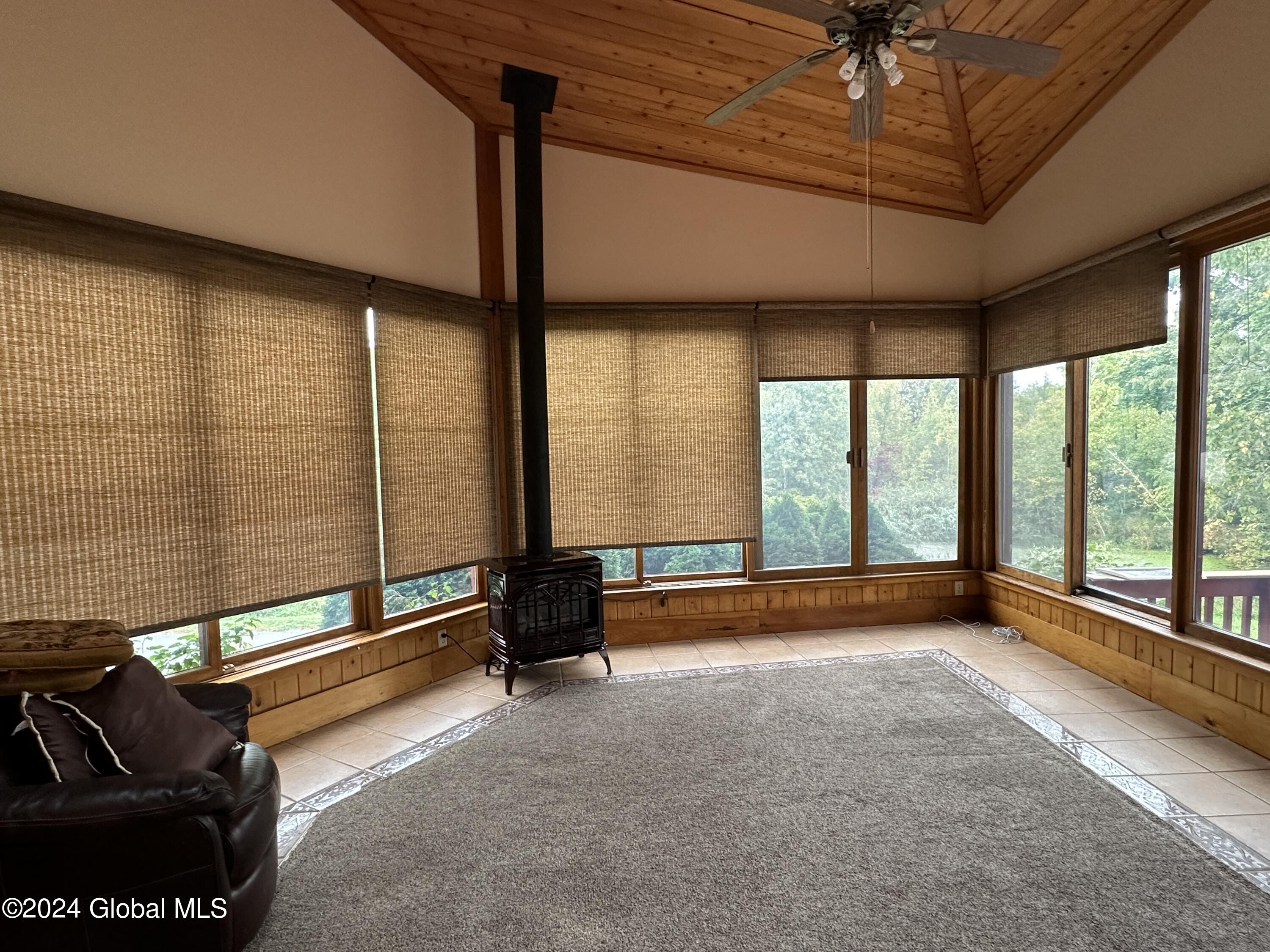 1537 Van Antwerp Road, Rear Unit