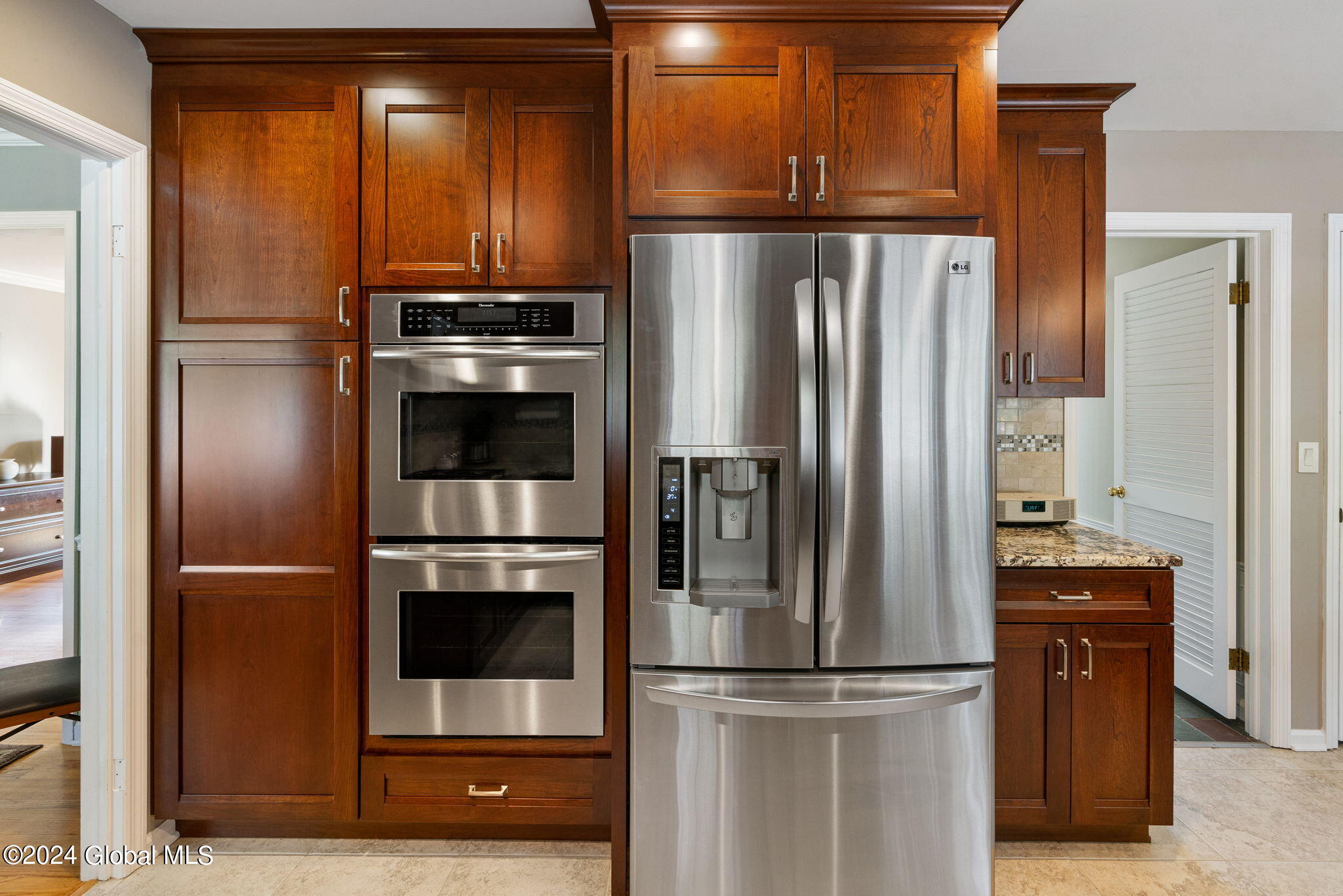 1349 Rosehill Boulevard