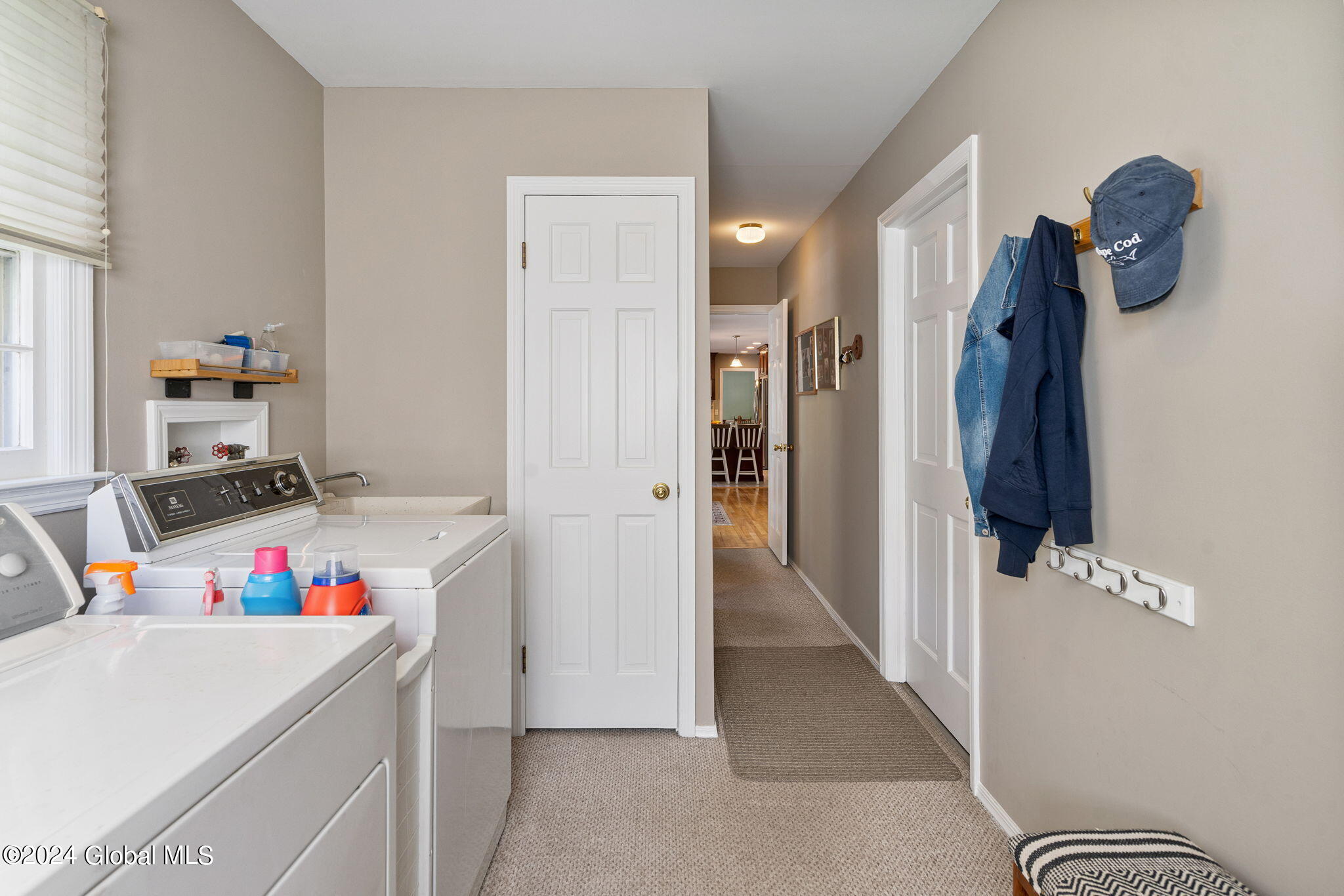 1349 Rosehill Boulevard