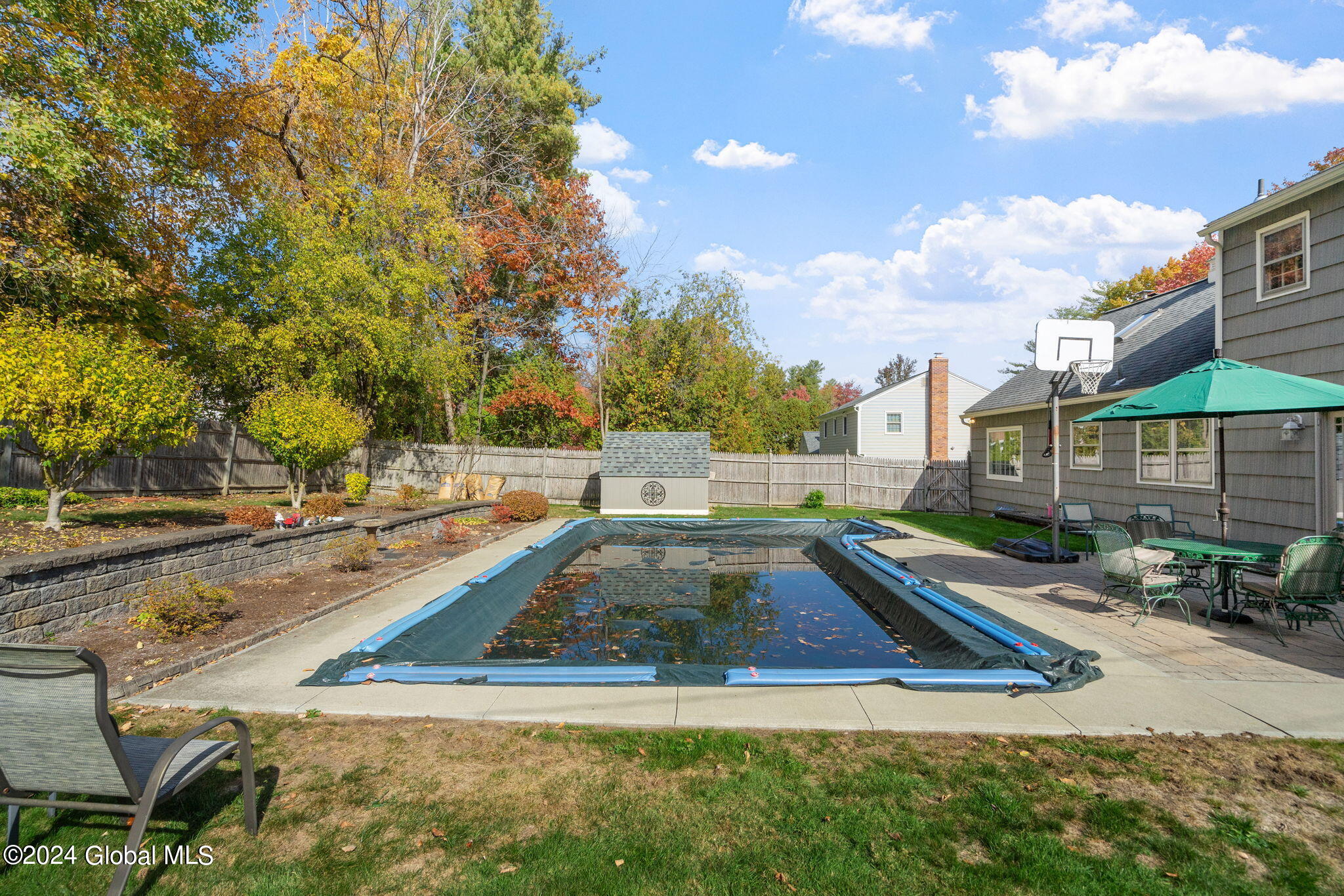 1349 Rosehill Boulevard