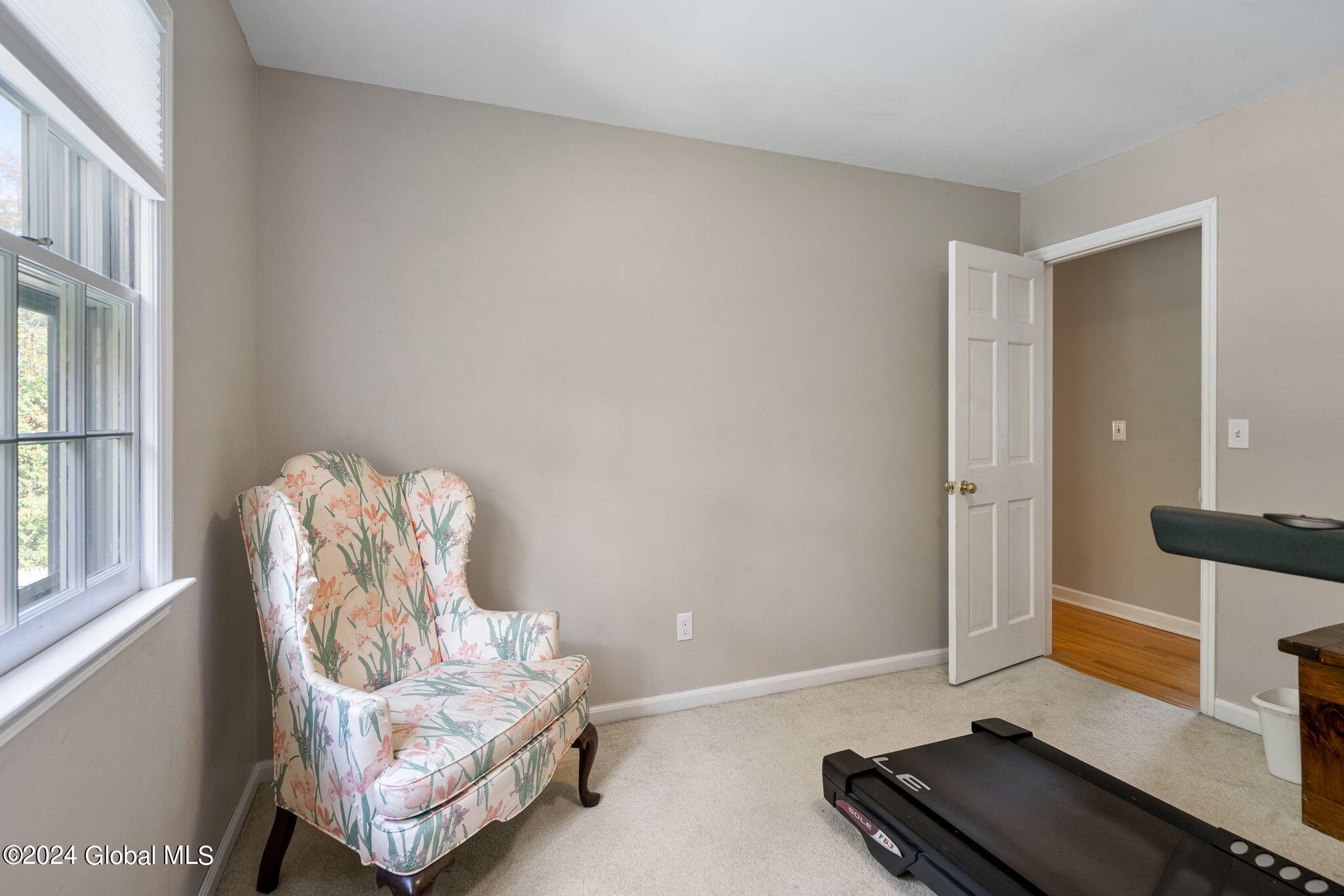 1349 Rosehill Boulevard