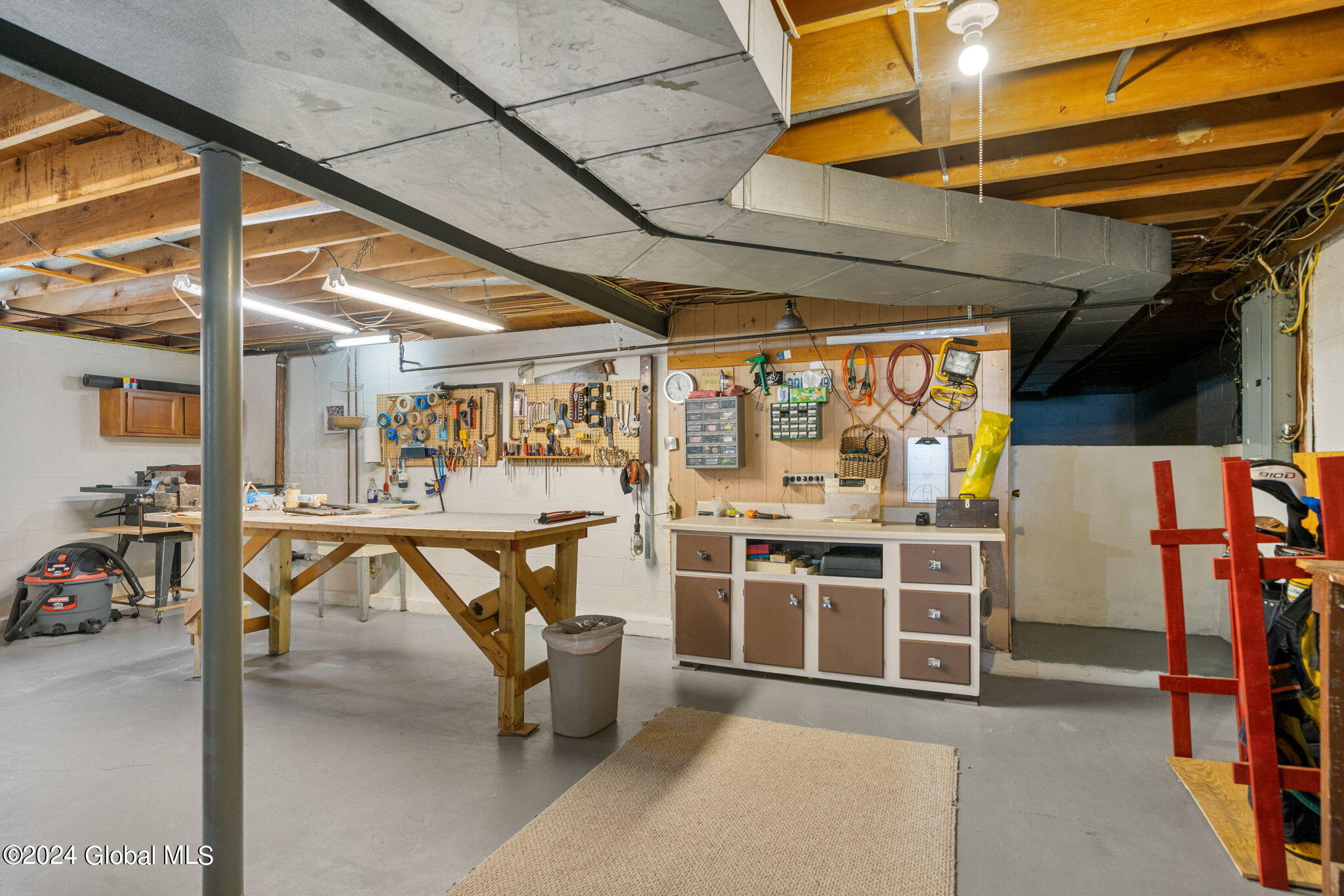 1349 Rosehill Boulevard