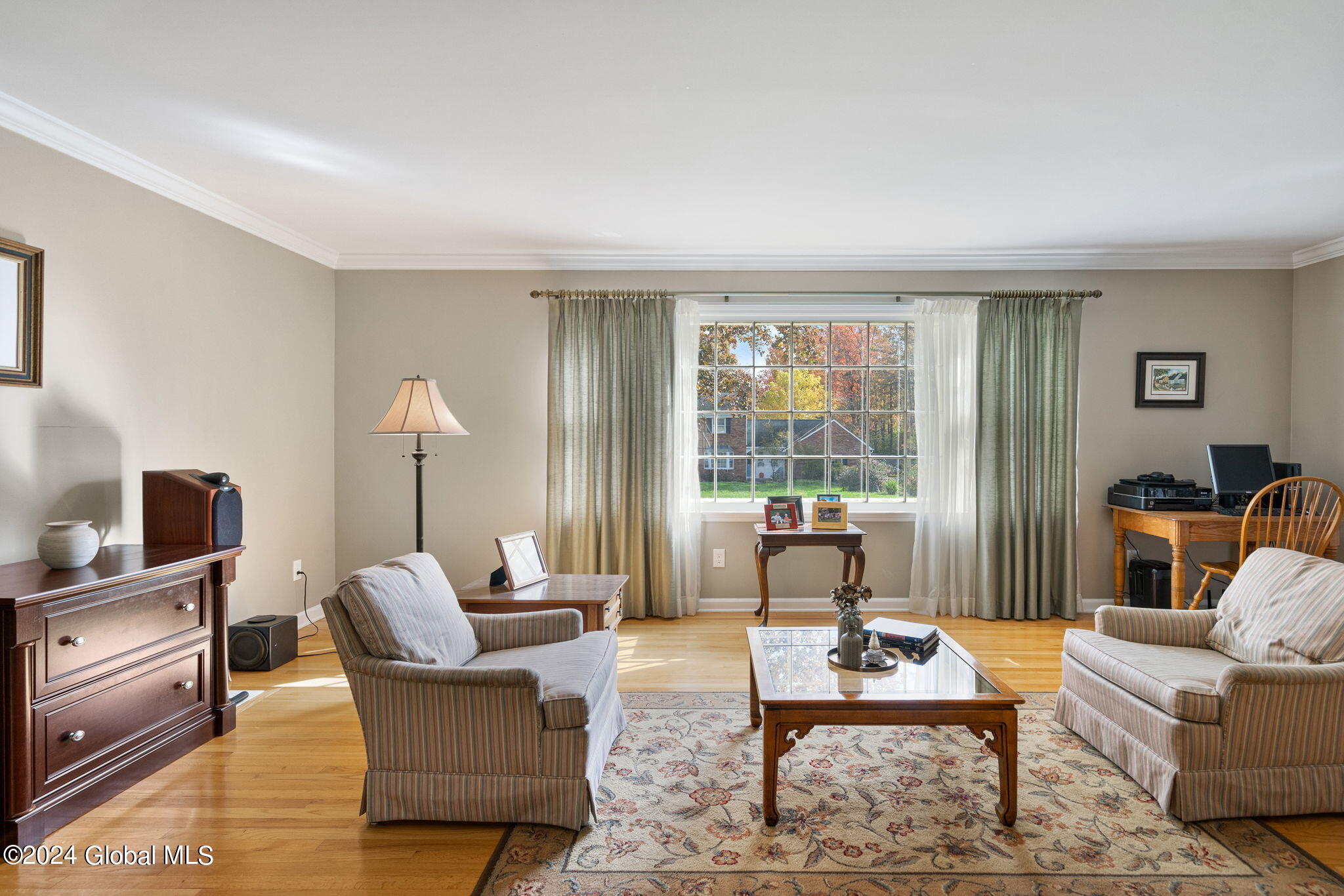 1349 Rosehill Boulevard