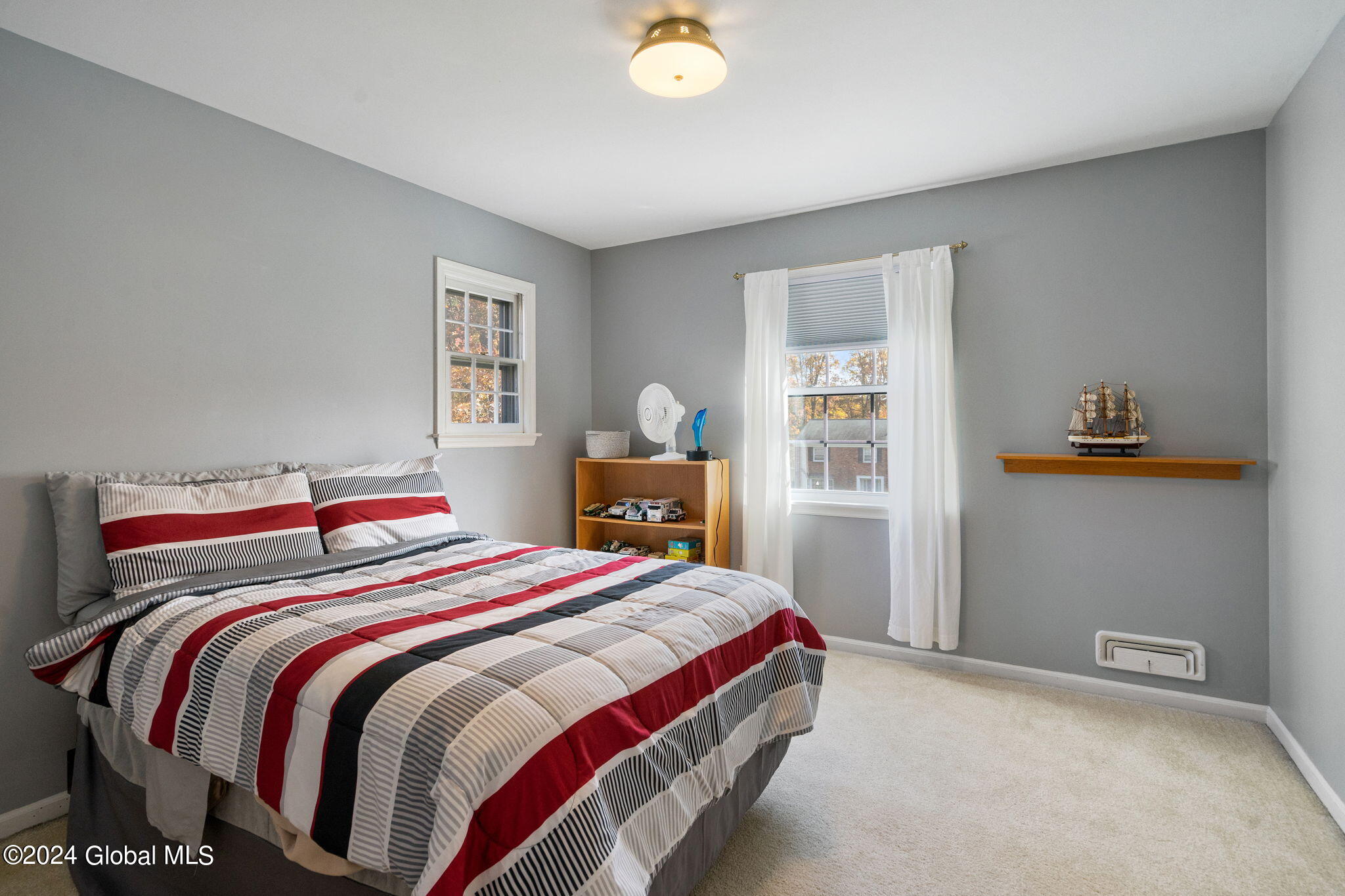 1349 Rosehill Boulevard