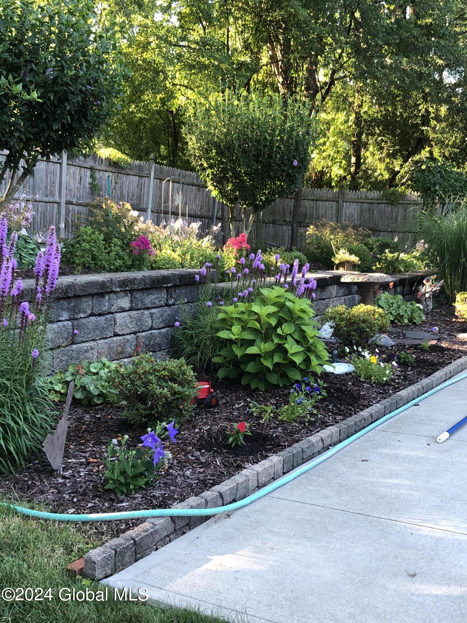 1349 Rosehill Boulevard