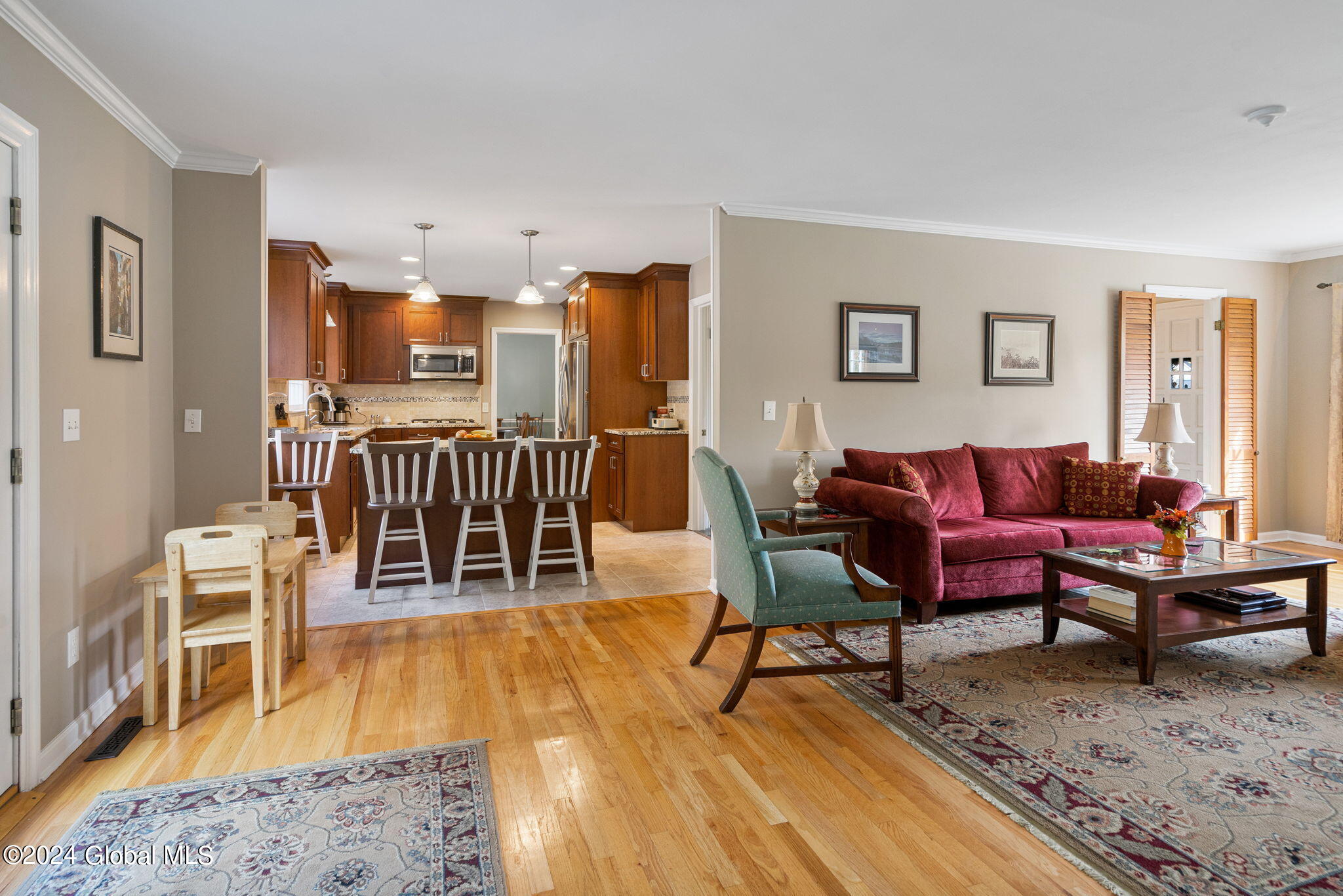 1349 Rosehill Boulevard