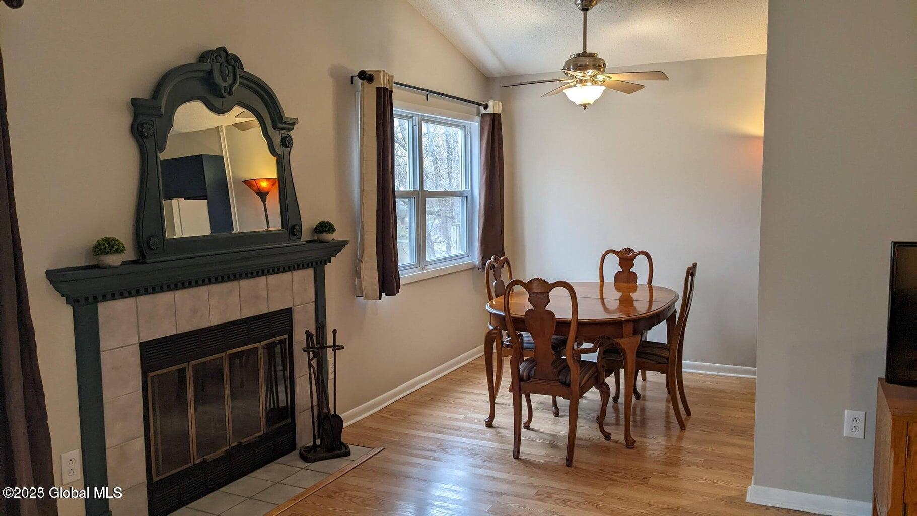 1006 Greenwich Drive, 6