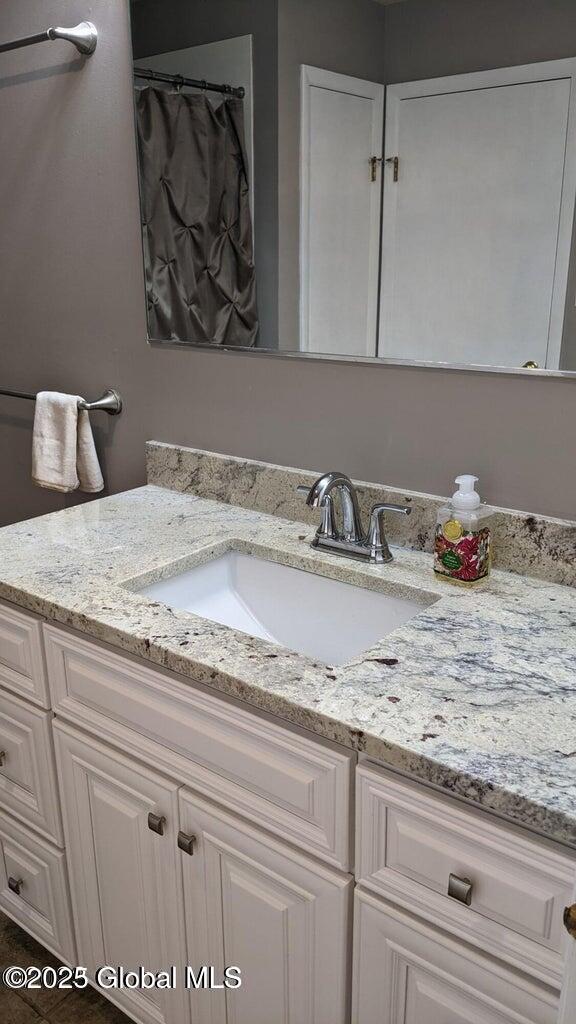 1006 Greenwich Drive, 6