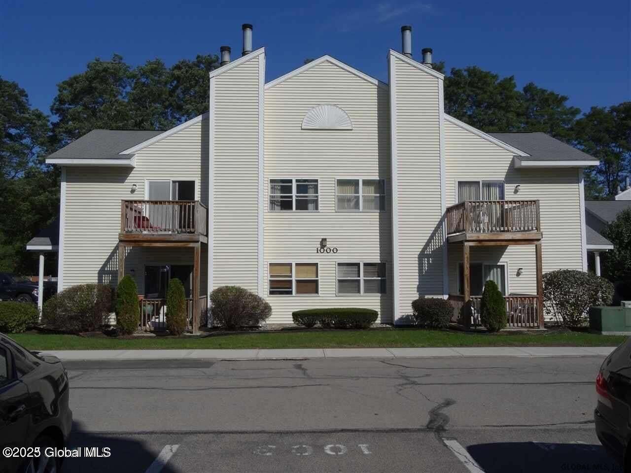 1006 Greenwich Drive, 6