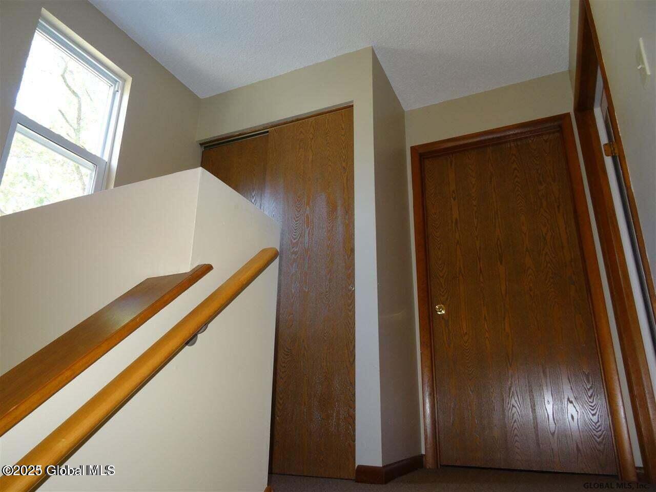 1006 Greenwich Drive, 6