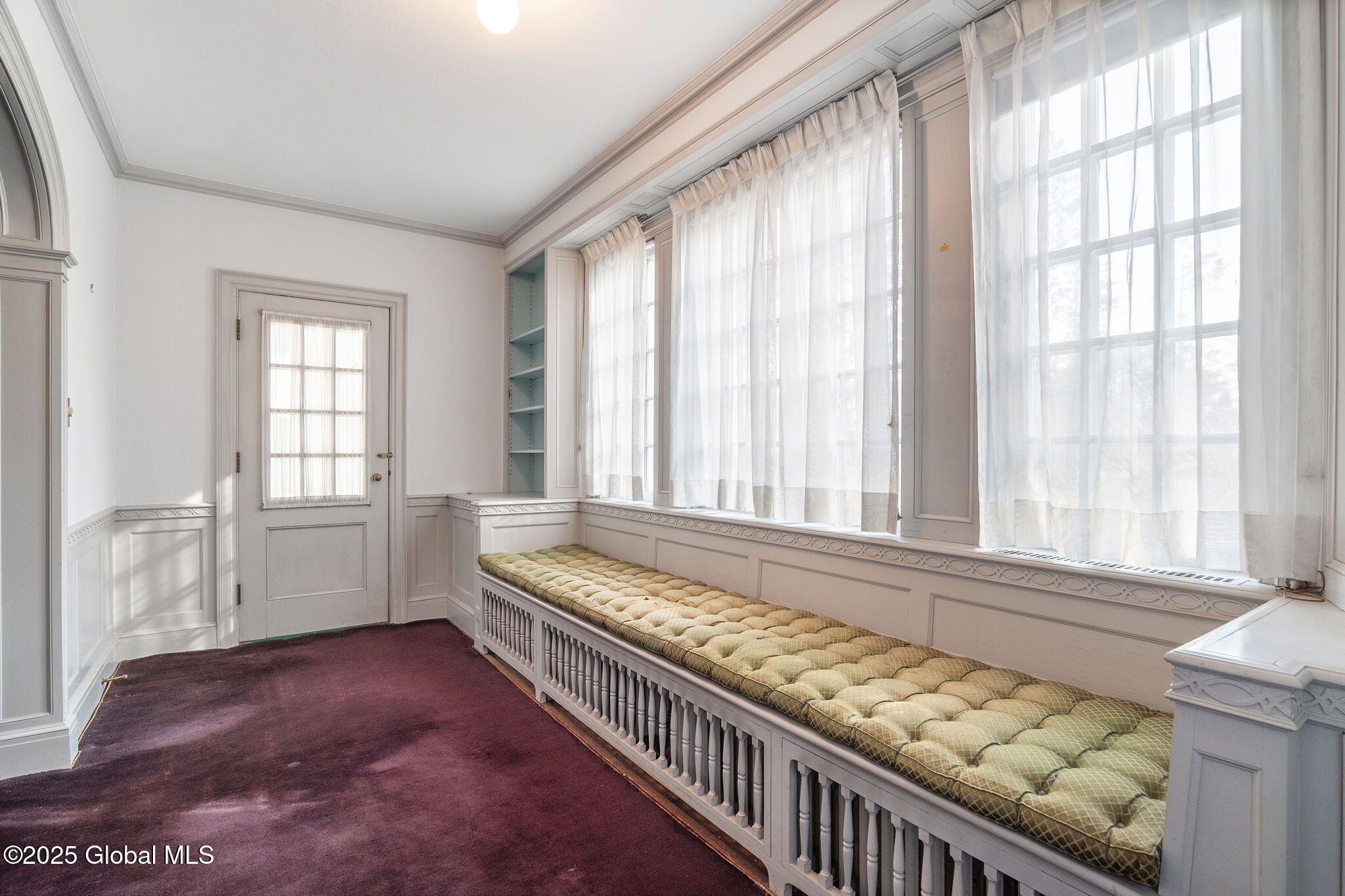 2125 Rosendale Road