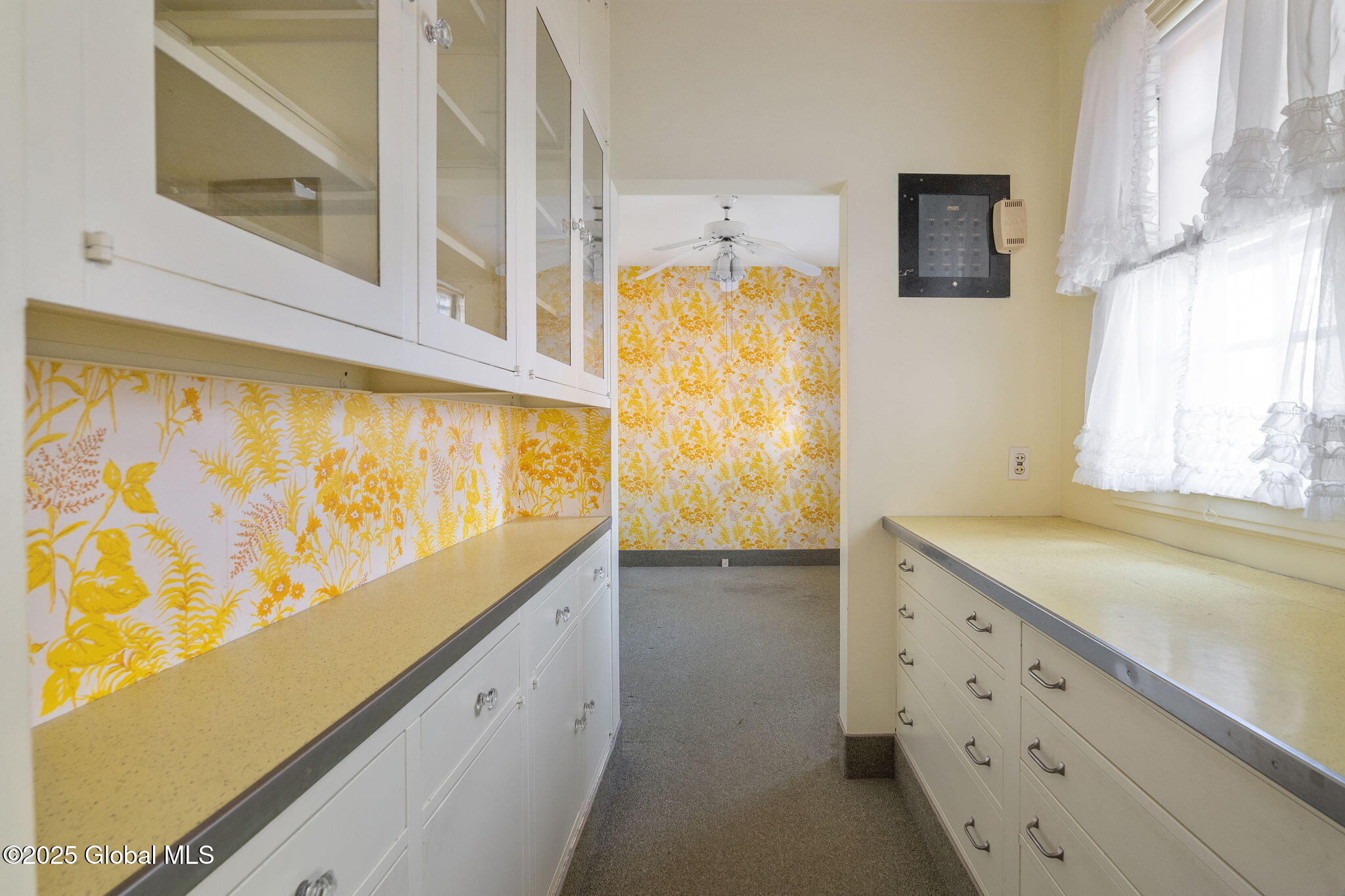 2125 Rosendale Road