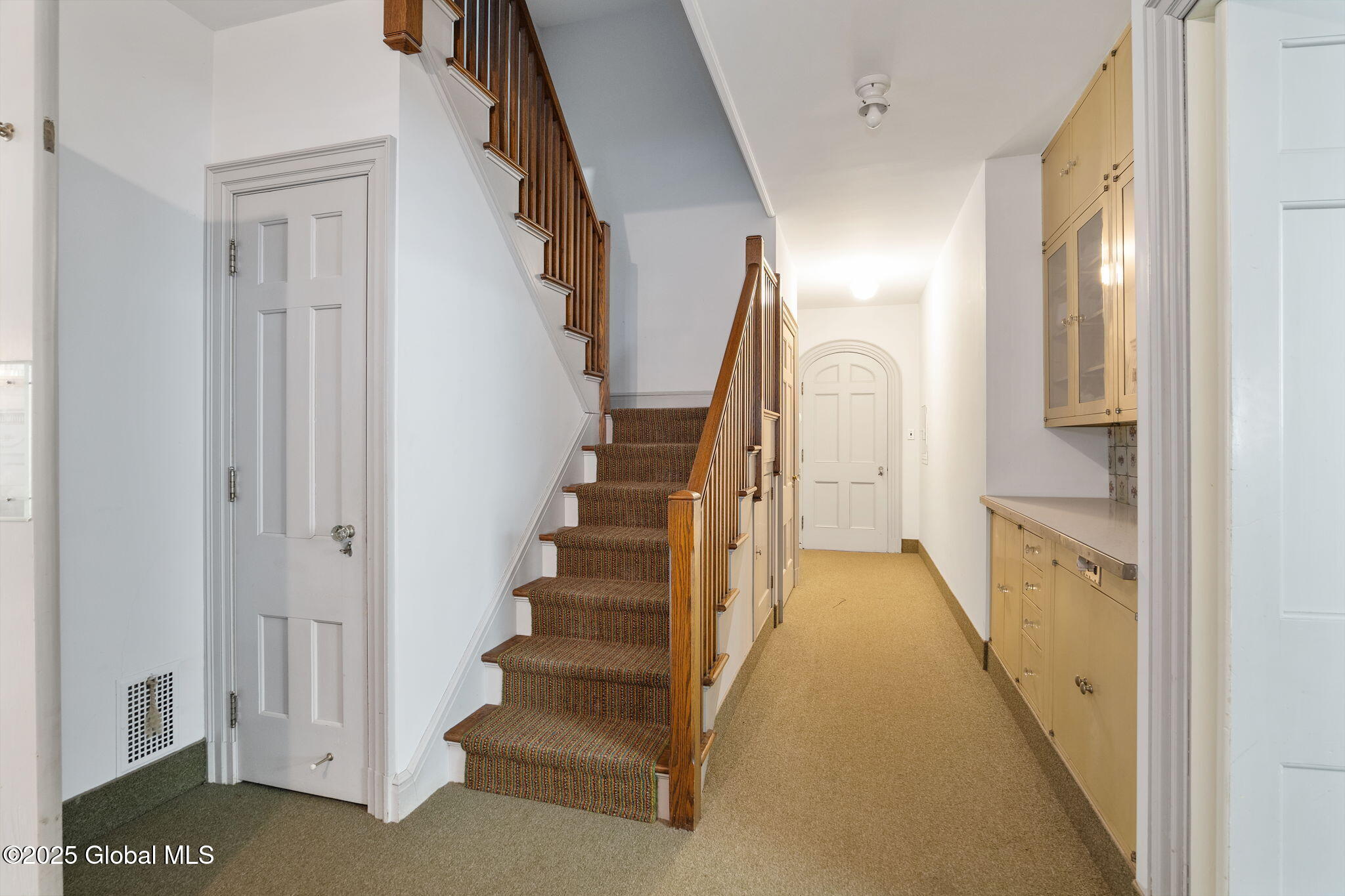 2125 Rosendale Road