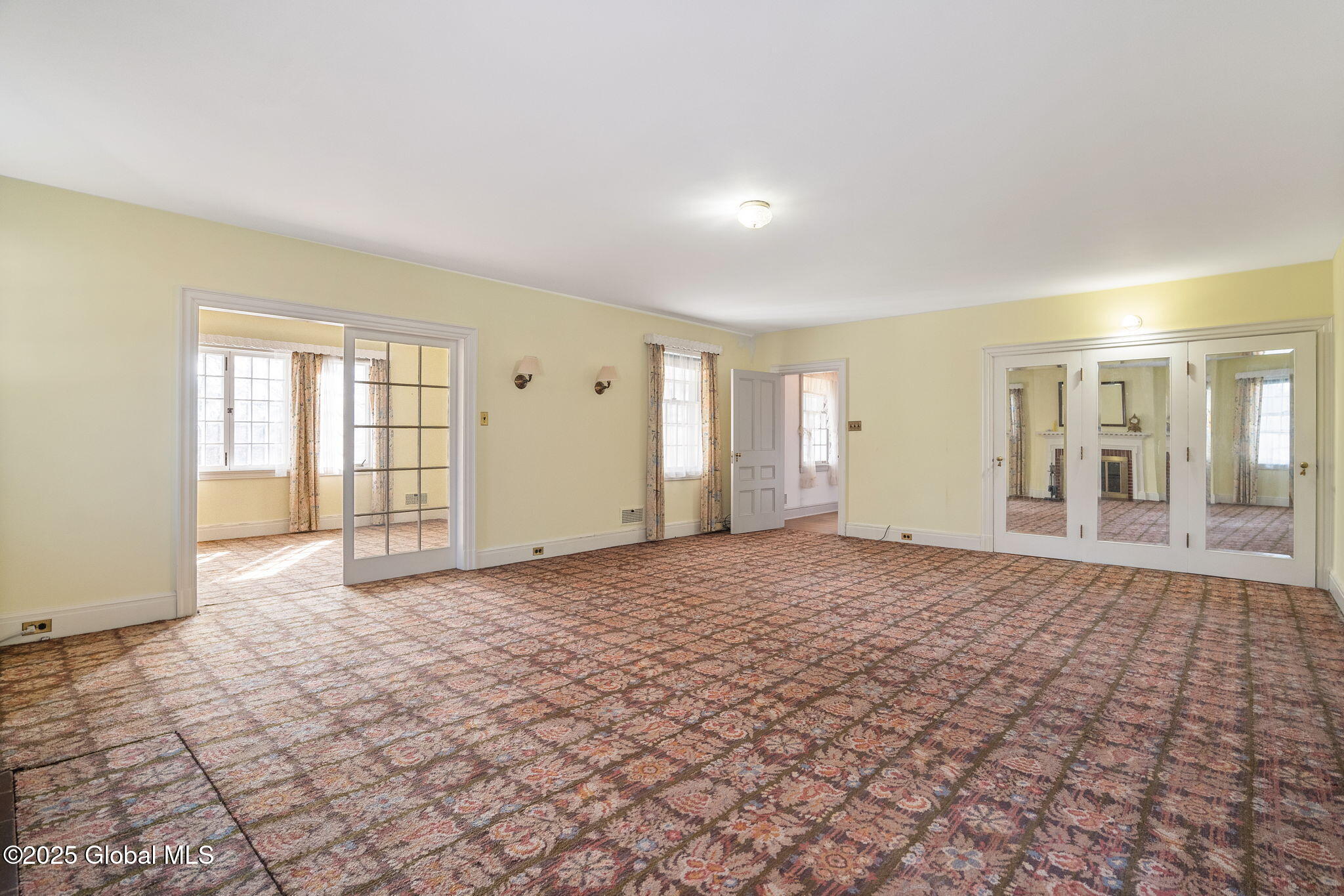2125 Rosendale Road