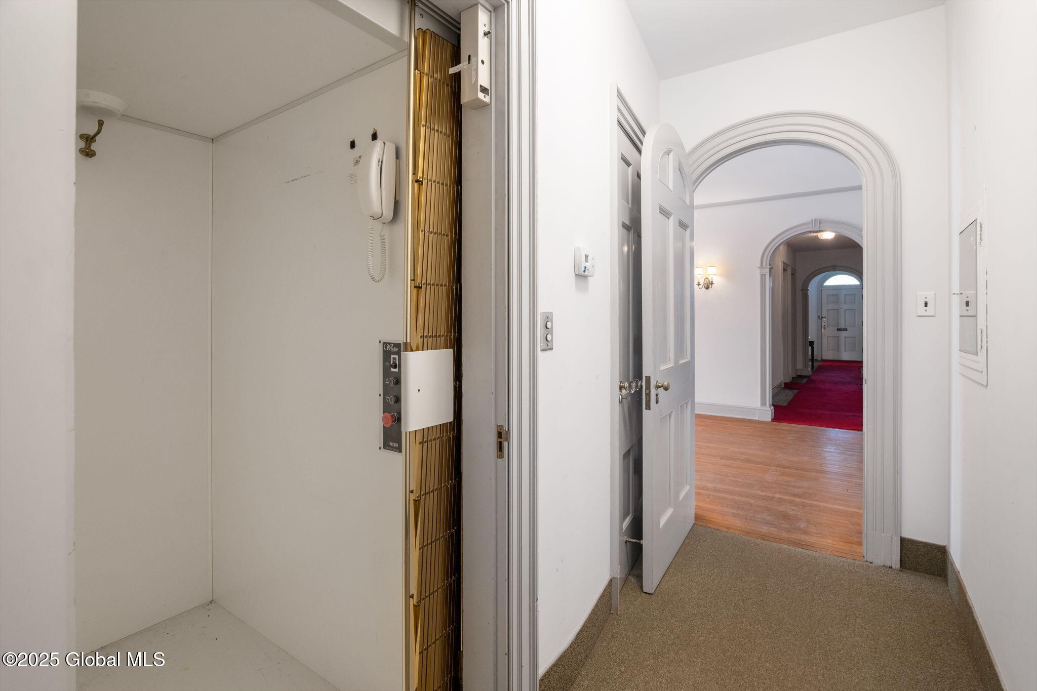 2125 Rosendale Road