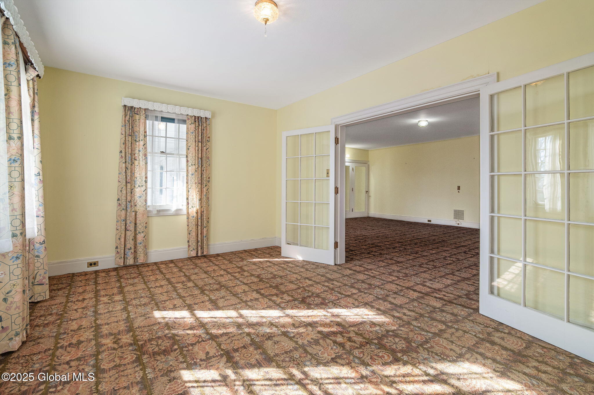 2125 Rosendale Road