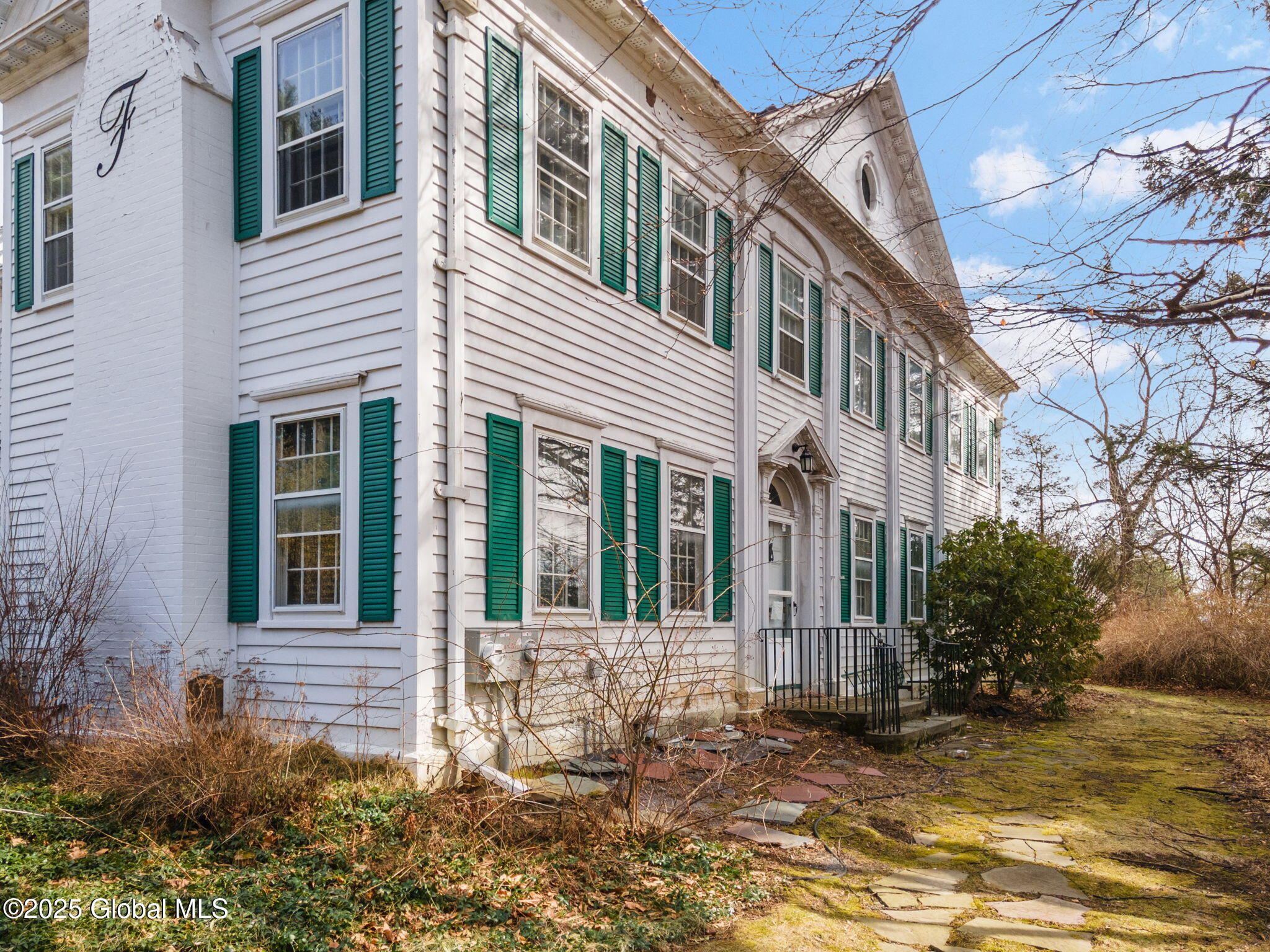 2125 Rosendale Road