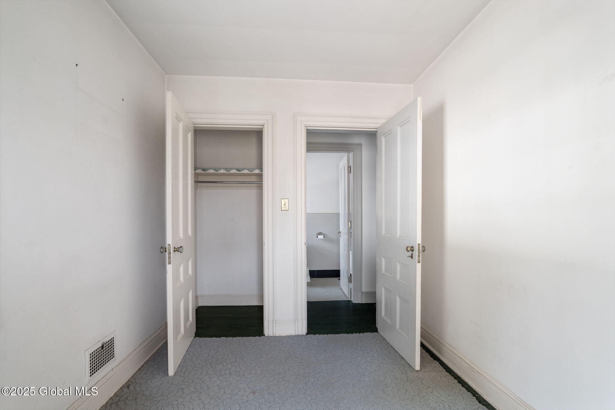 2125 Rosendale Road