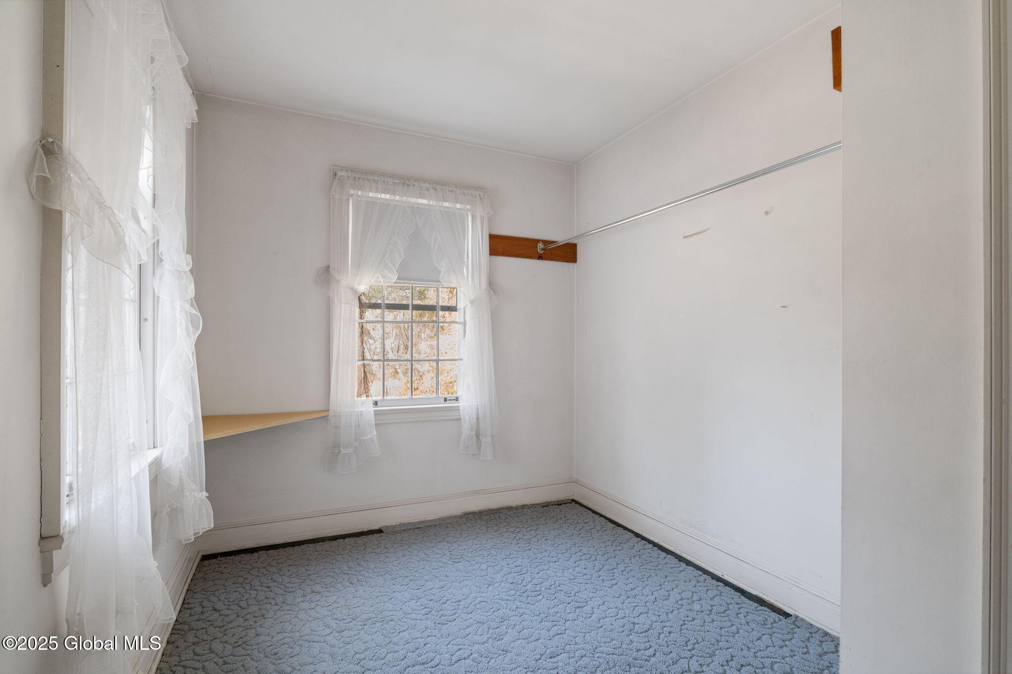 2125 Rosendale Road
