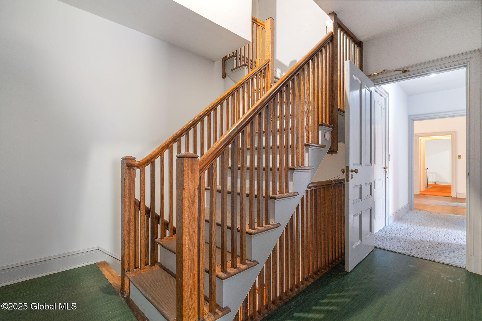 2125 Rosendale Road