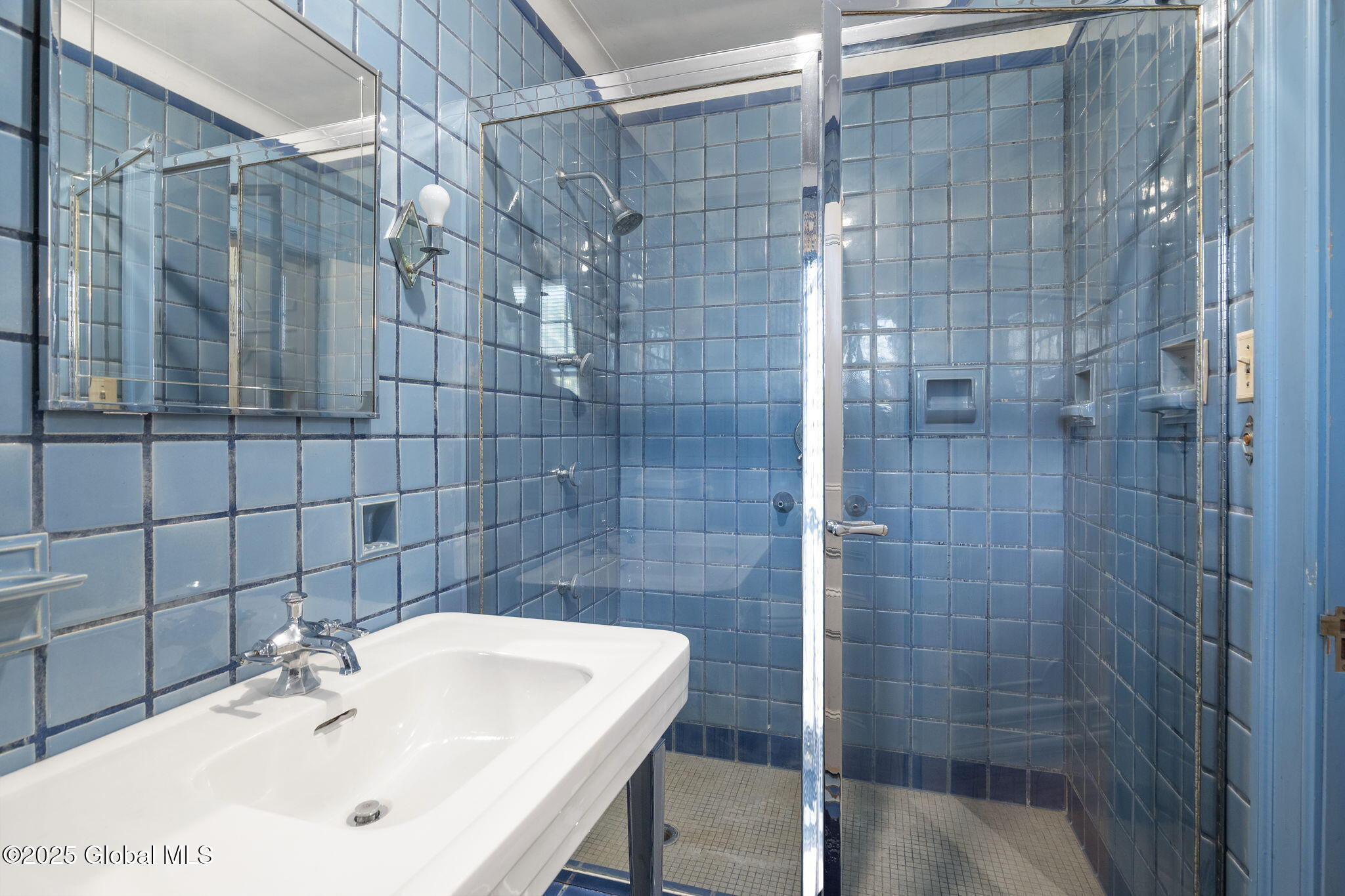2125 Rosendale Road