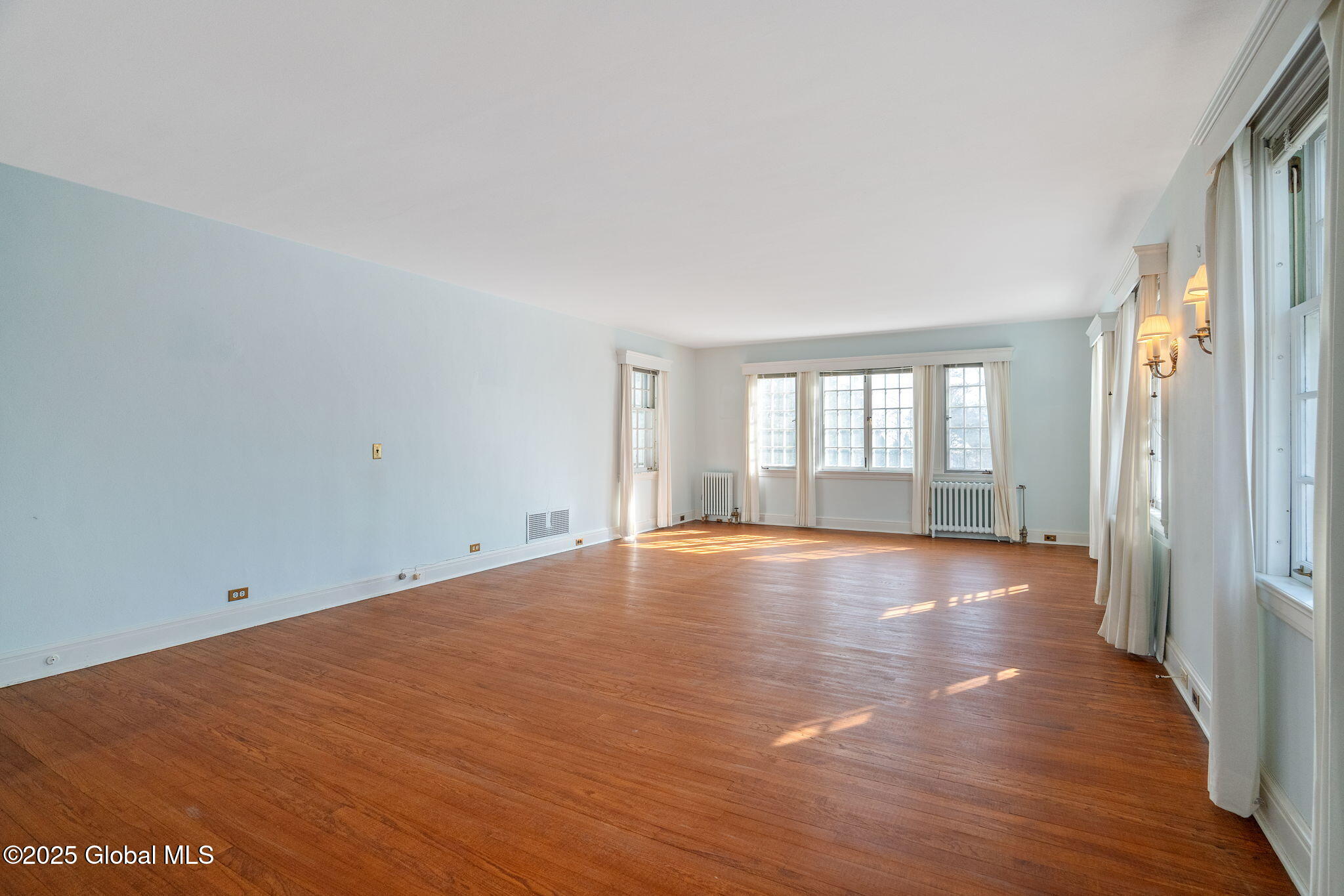 2125 Rosendale Road