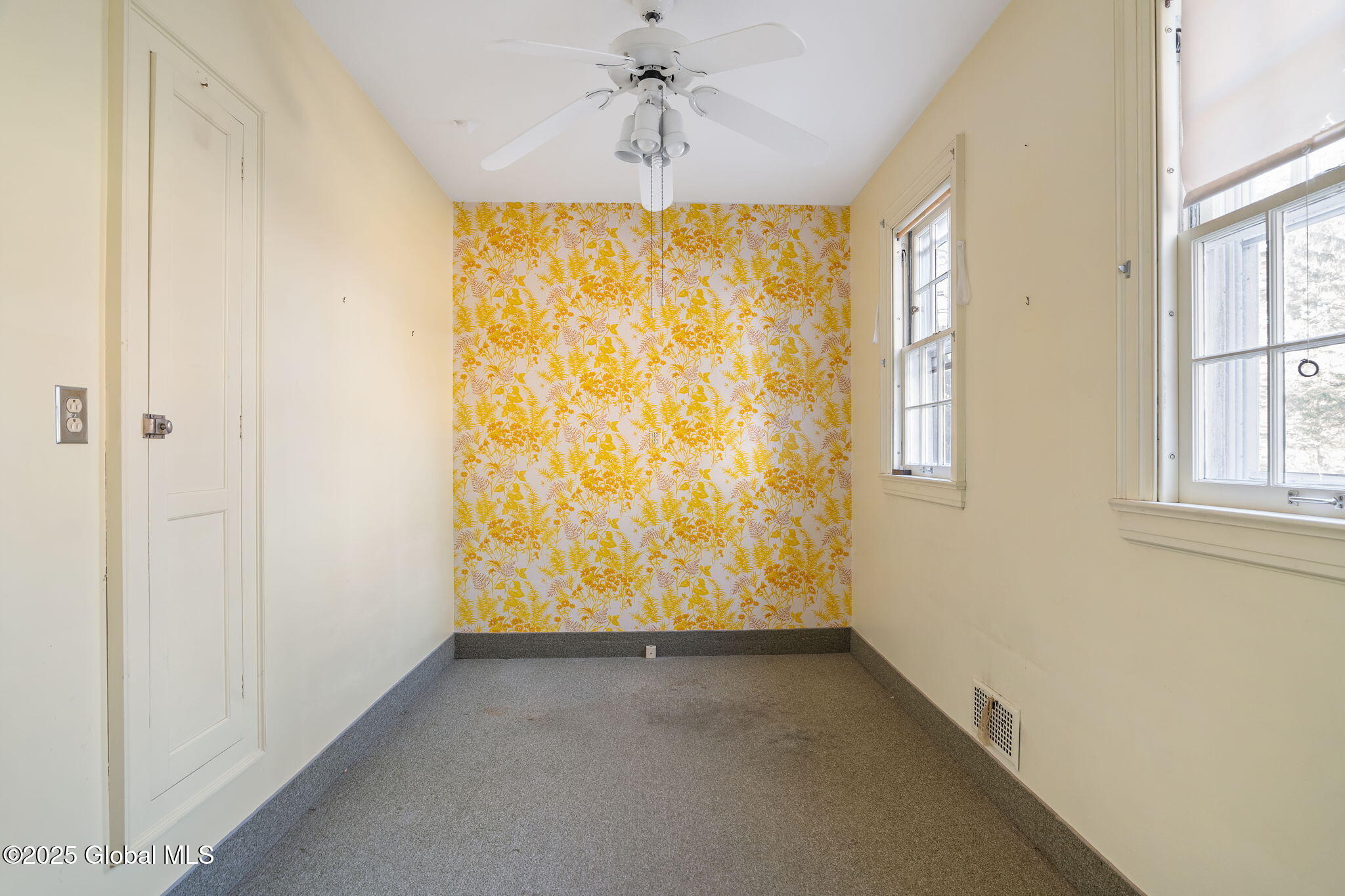2125 Rosendale Road