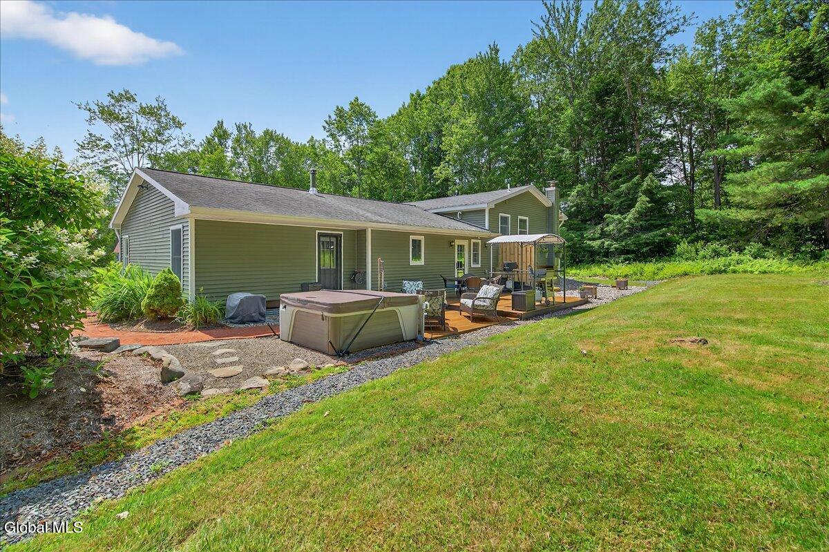 379 North Road