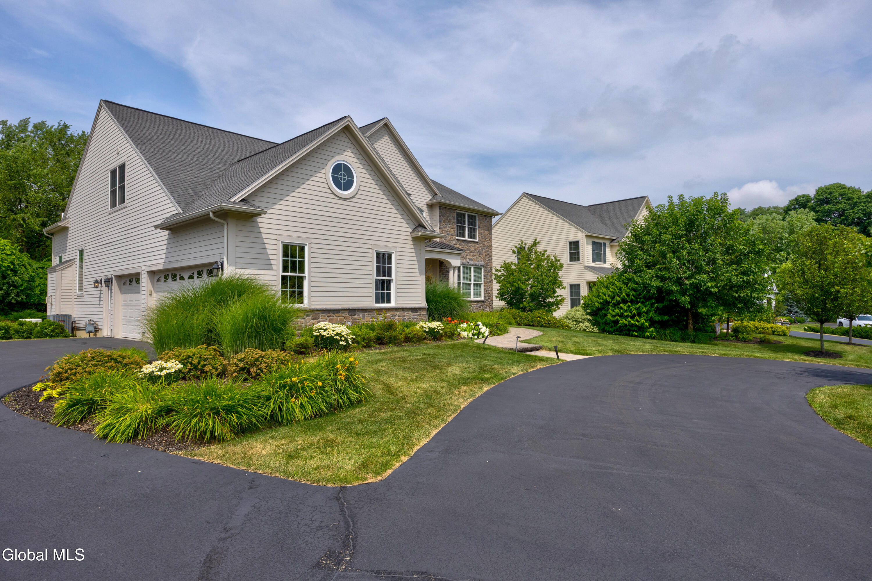 5 Sundance Lane