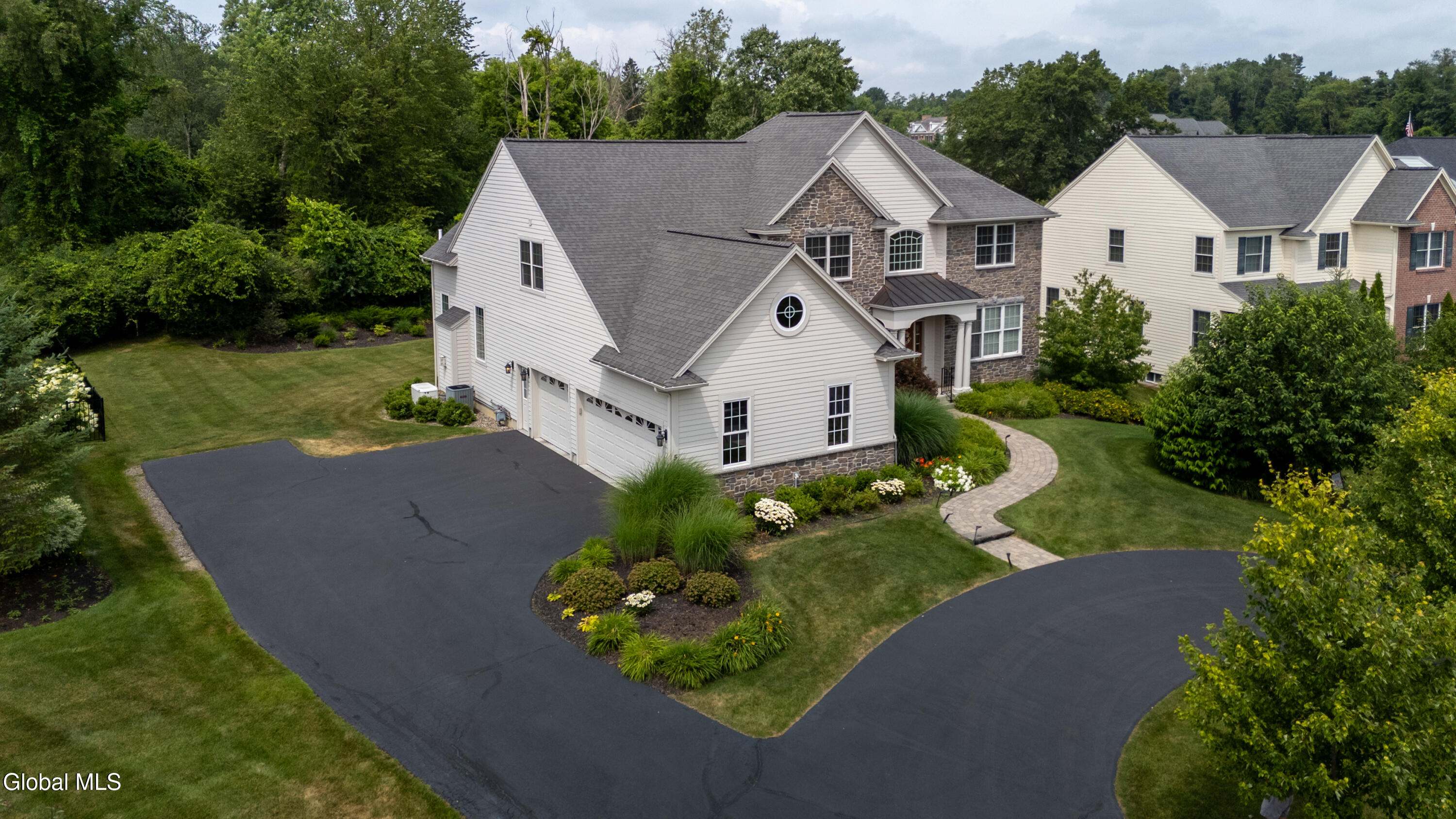 5 Sundance Lane