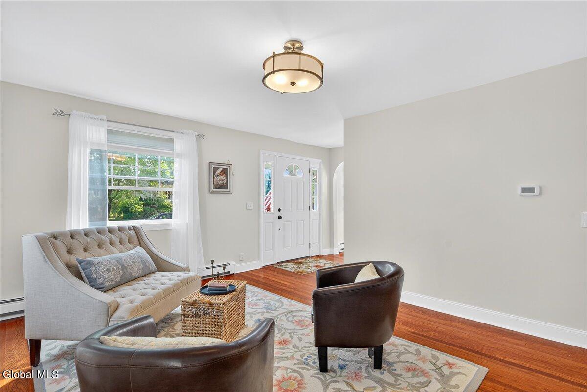 9 Newton Road