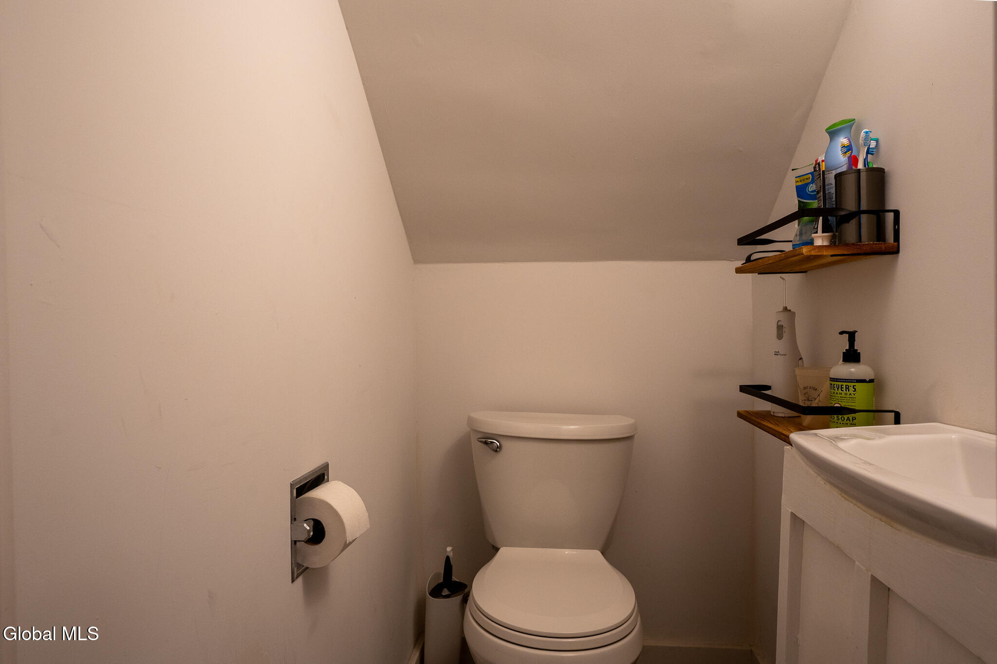 2179 Stuyvesant Street