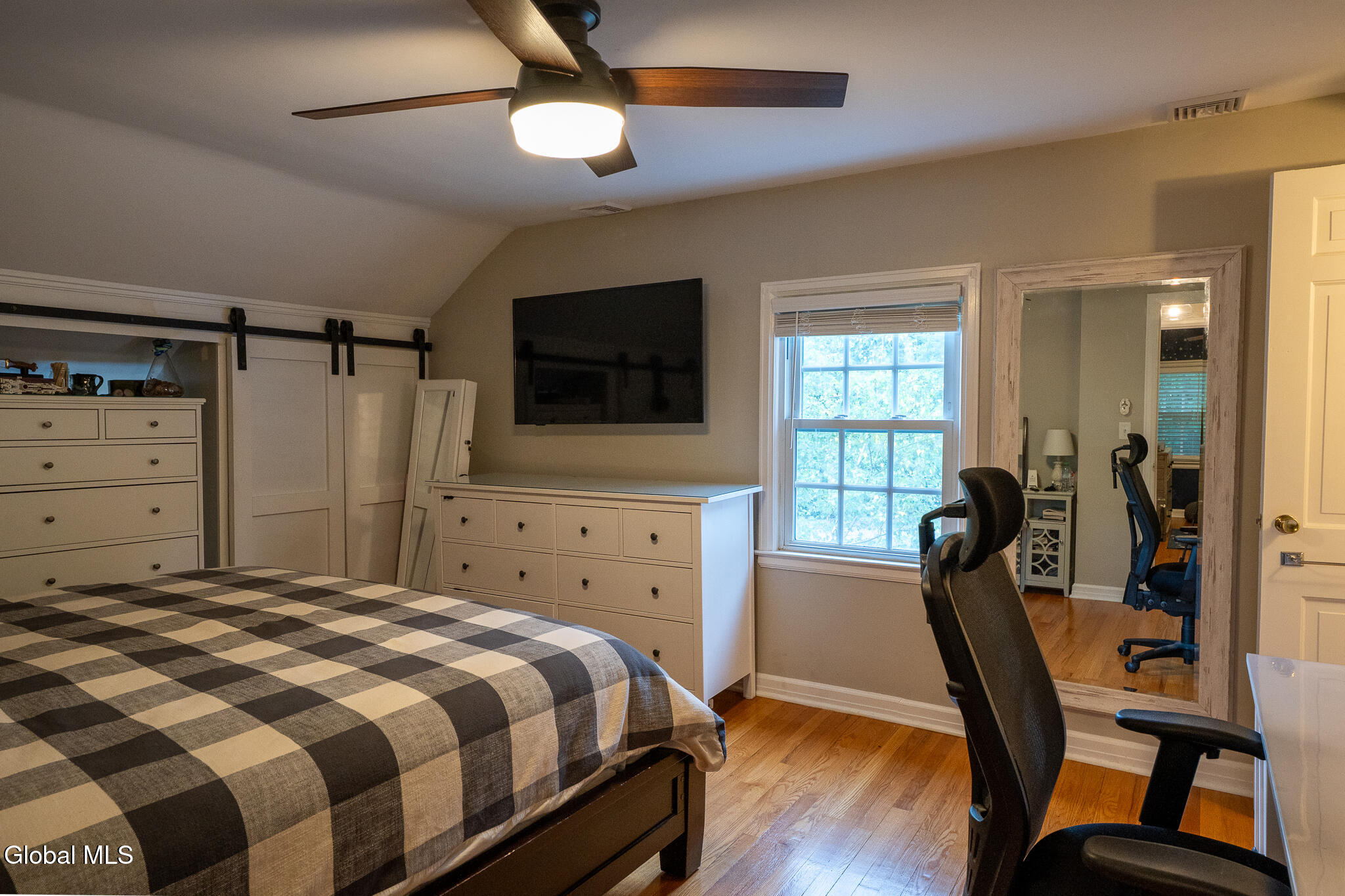 2179 Stuyvesant Street