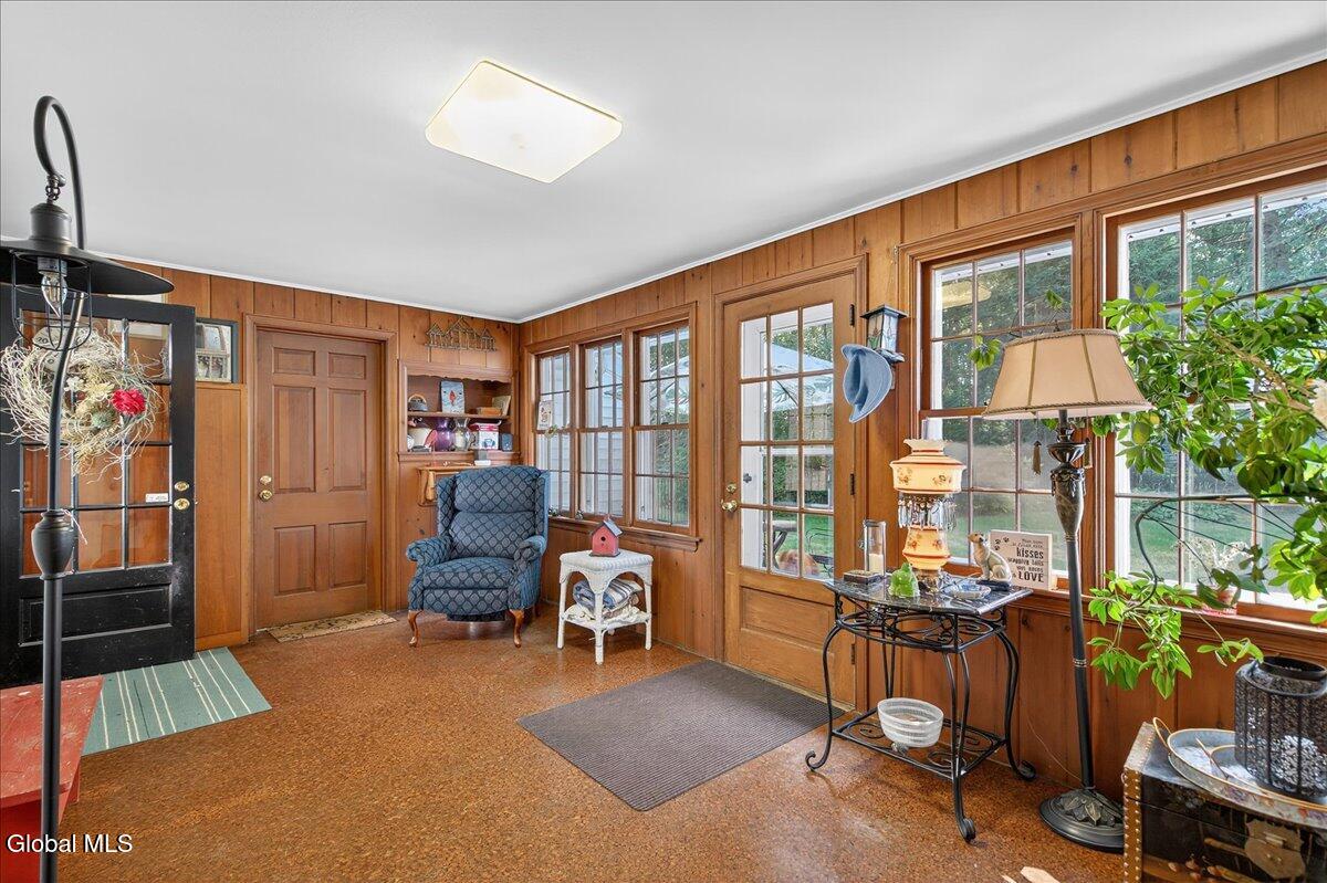 2254 Algonquin Road