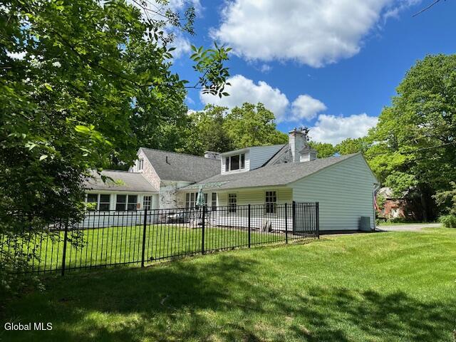 2254 Algonquin Road