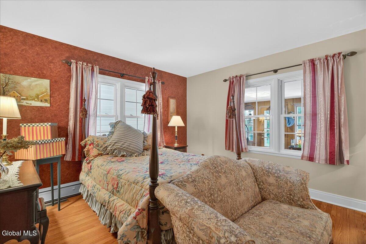 2254 Algonquin Road
