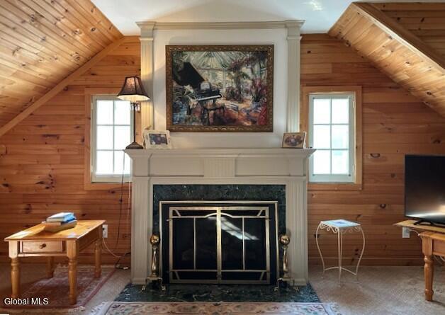 2254 Algonquin Road