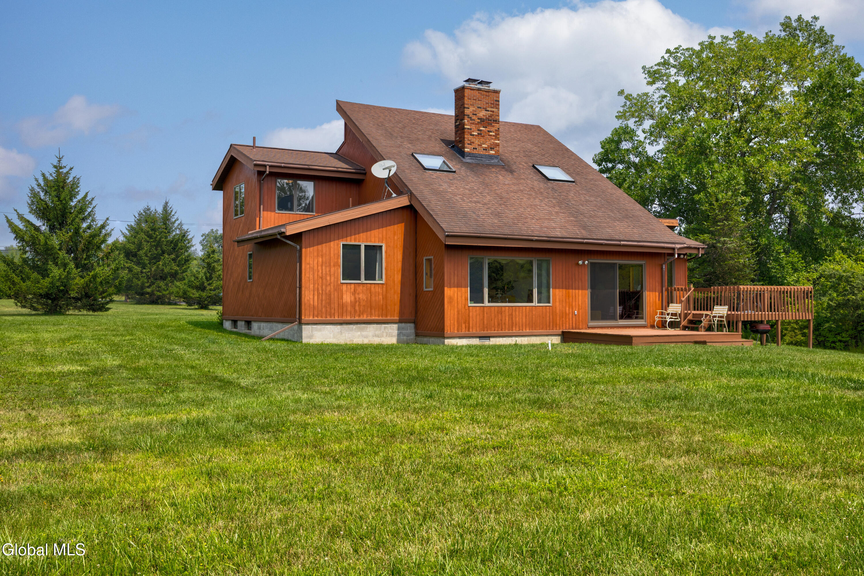 659 Putnam Road