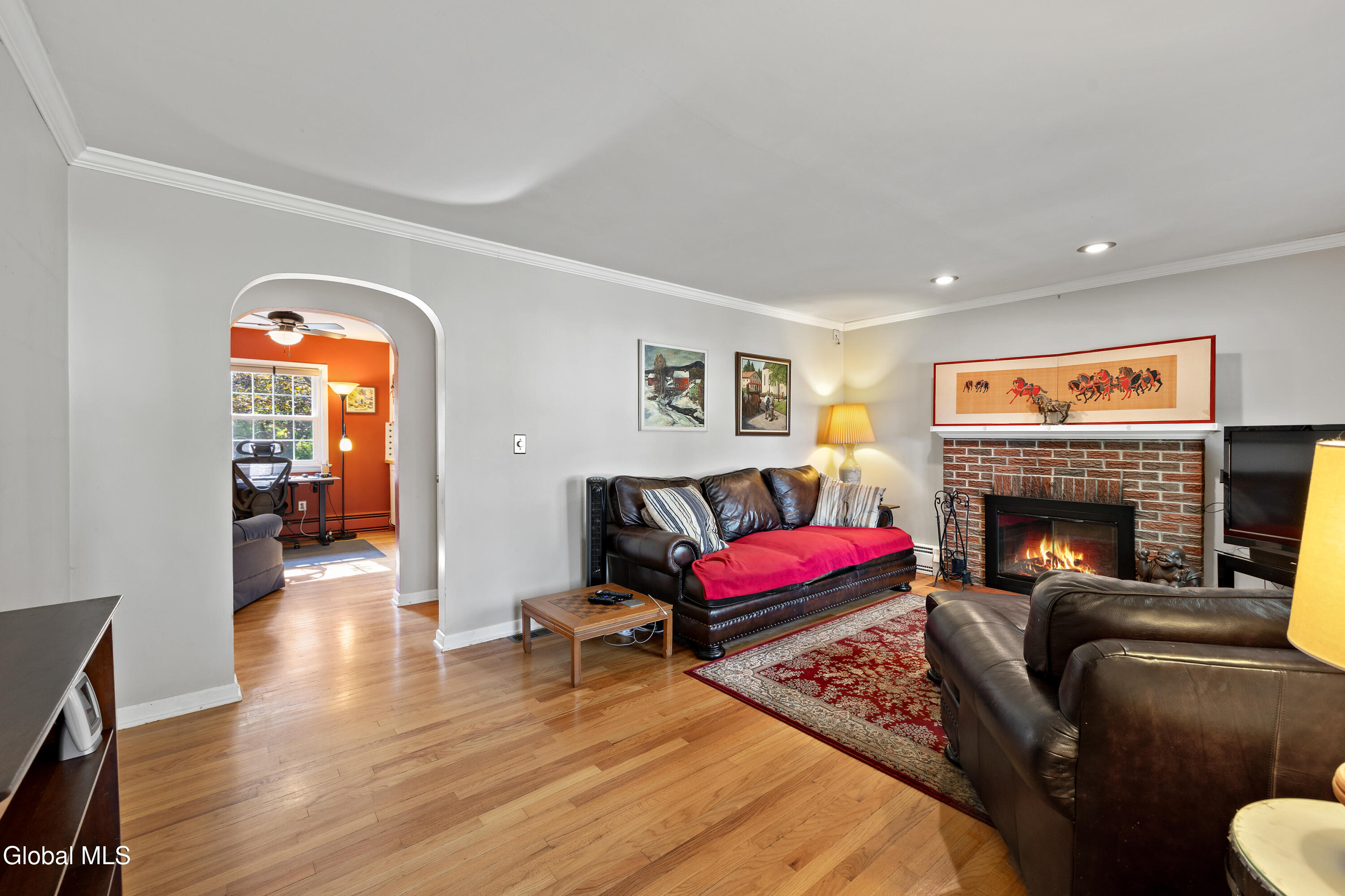 2324 Niskayuna Drive