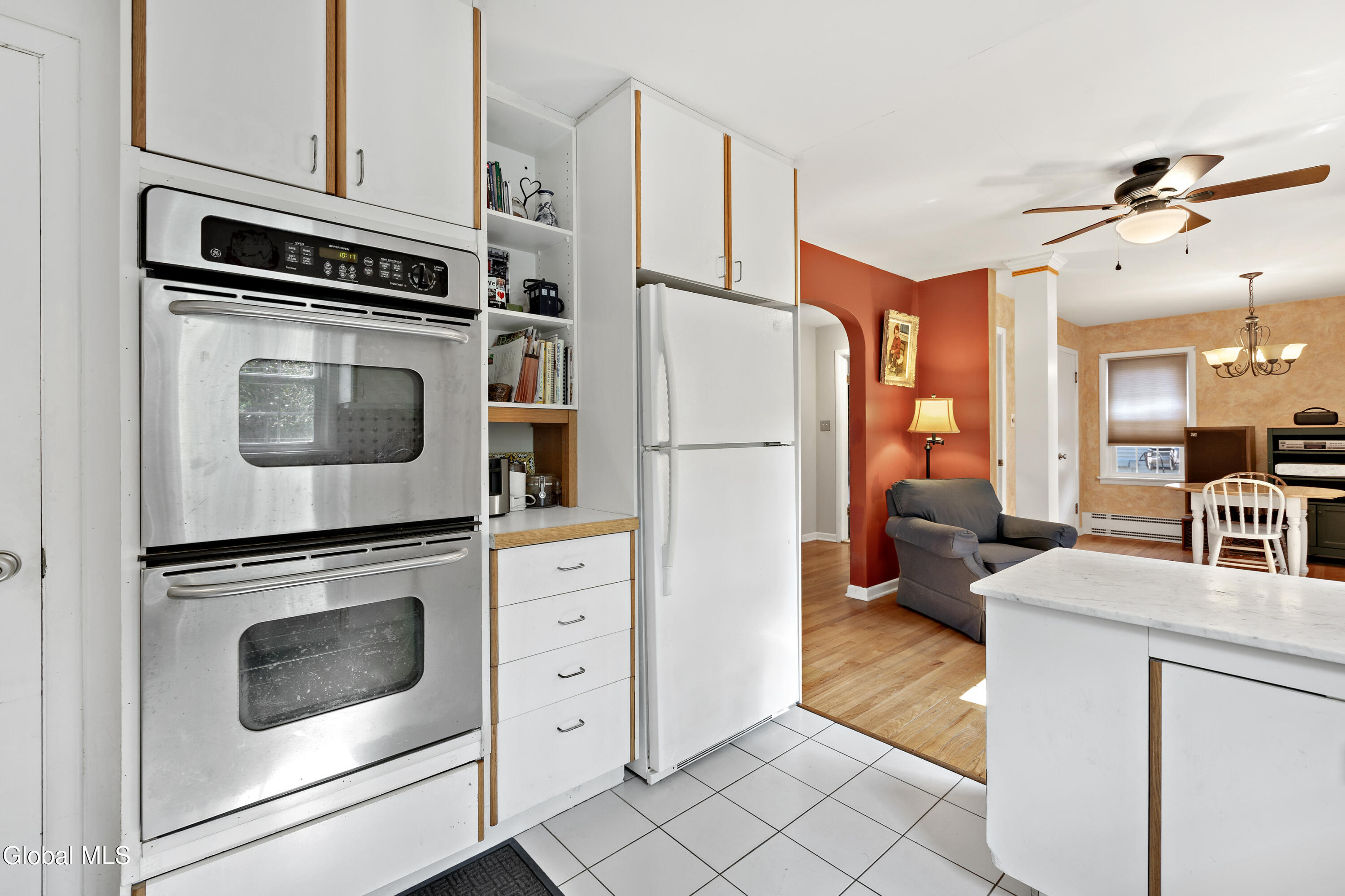 2324 Niskayuna Drive