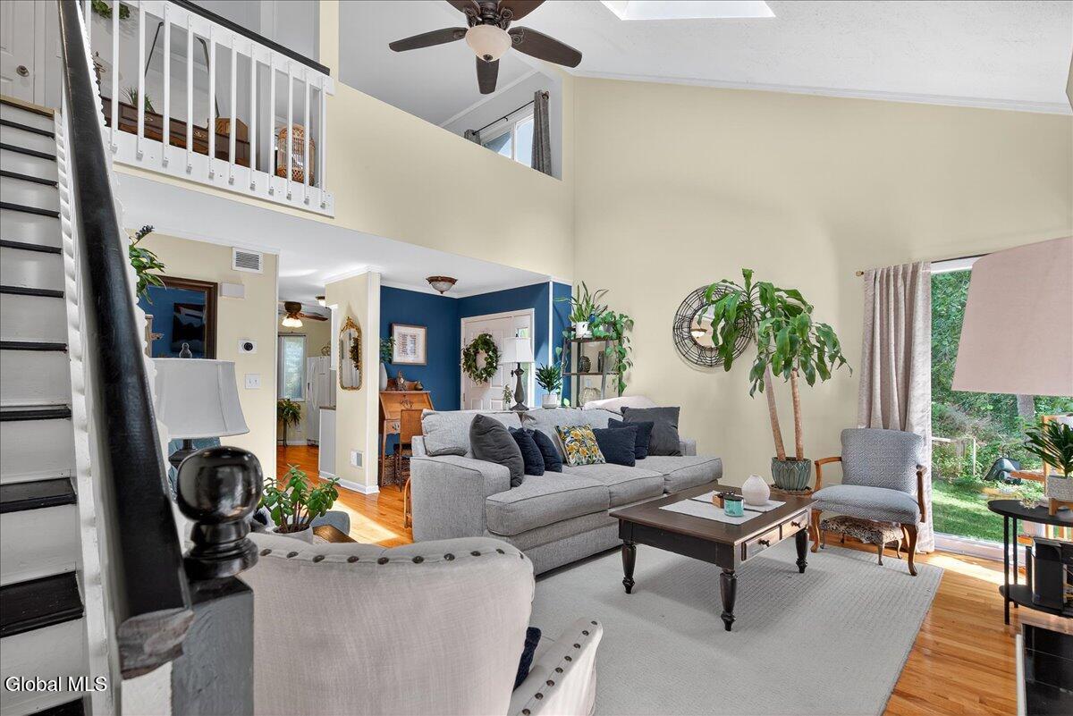 17 Green Meadow Drive