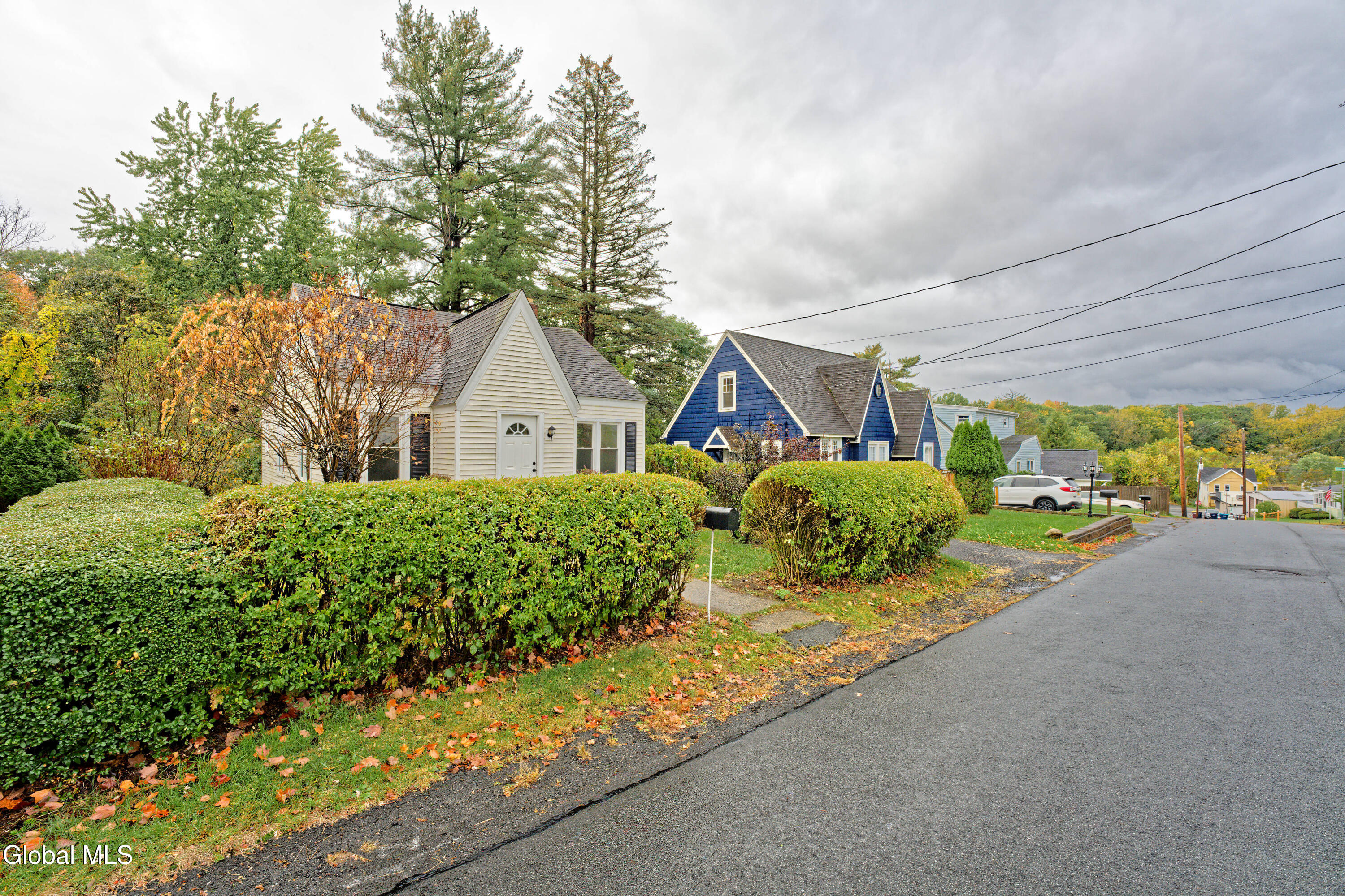 11 Victoria Avenue
