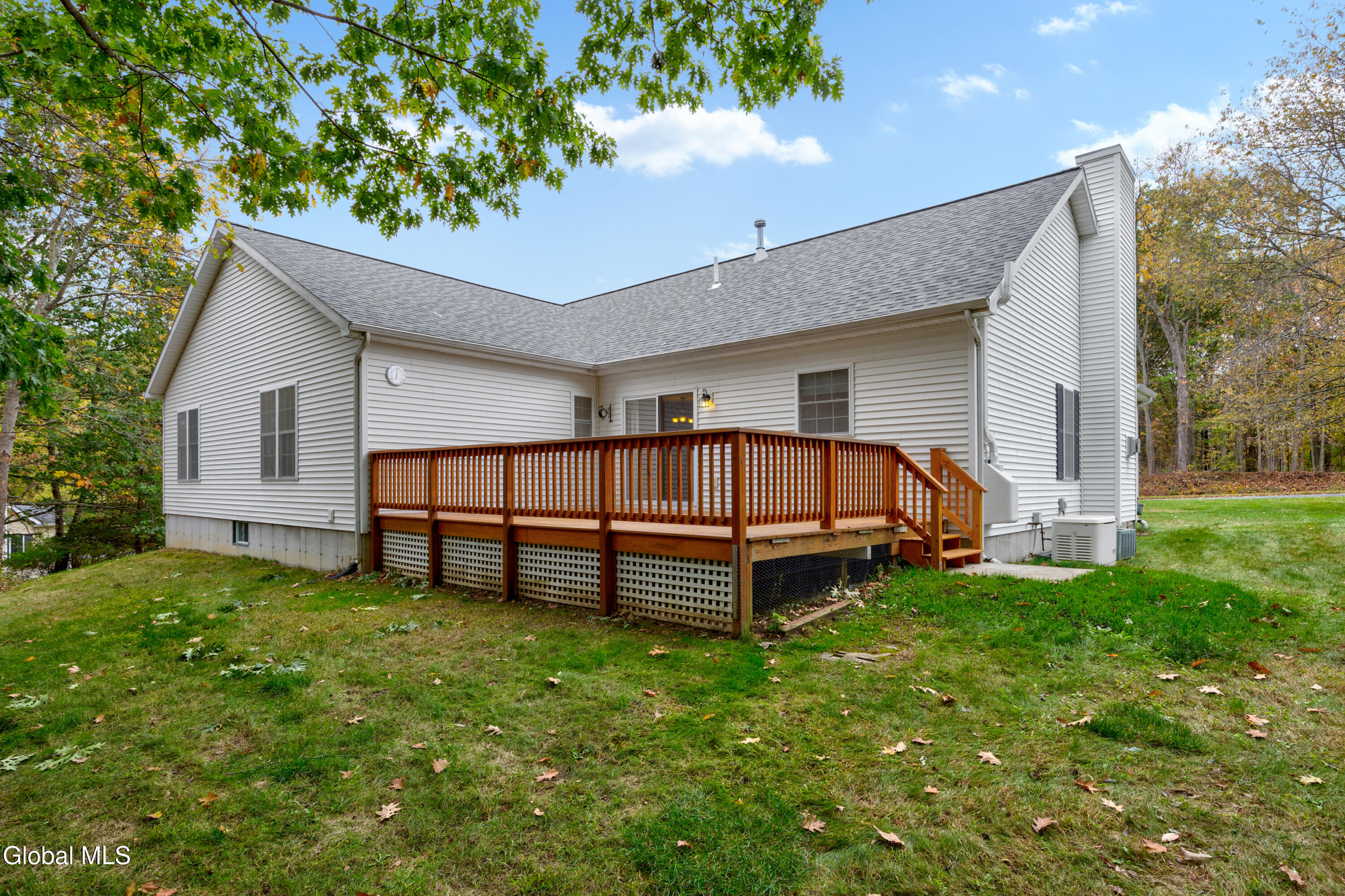 7 Riccardi Lane
