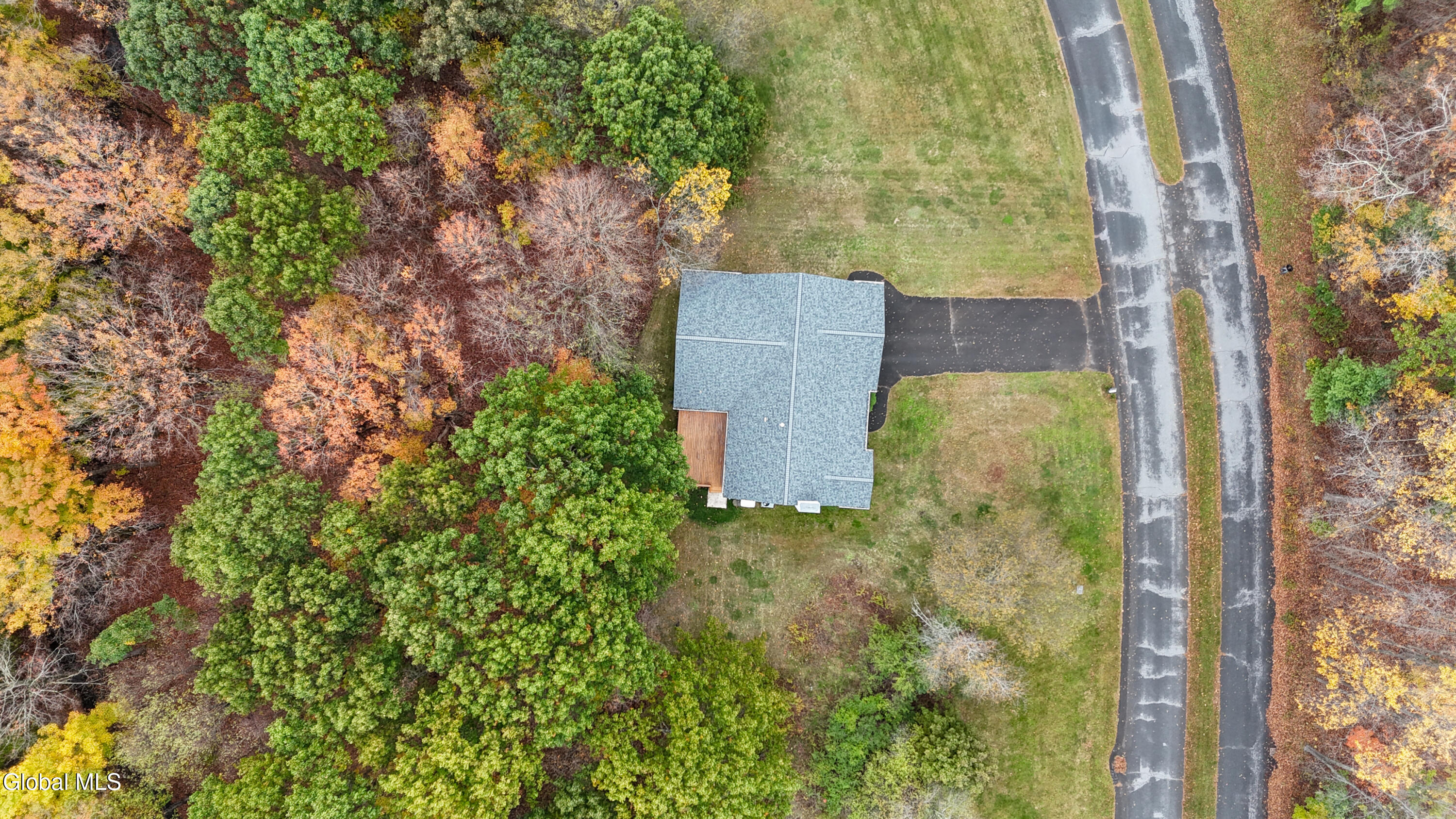7 Riccardi Lane