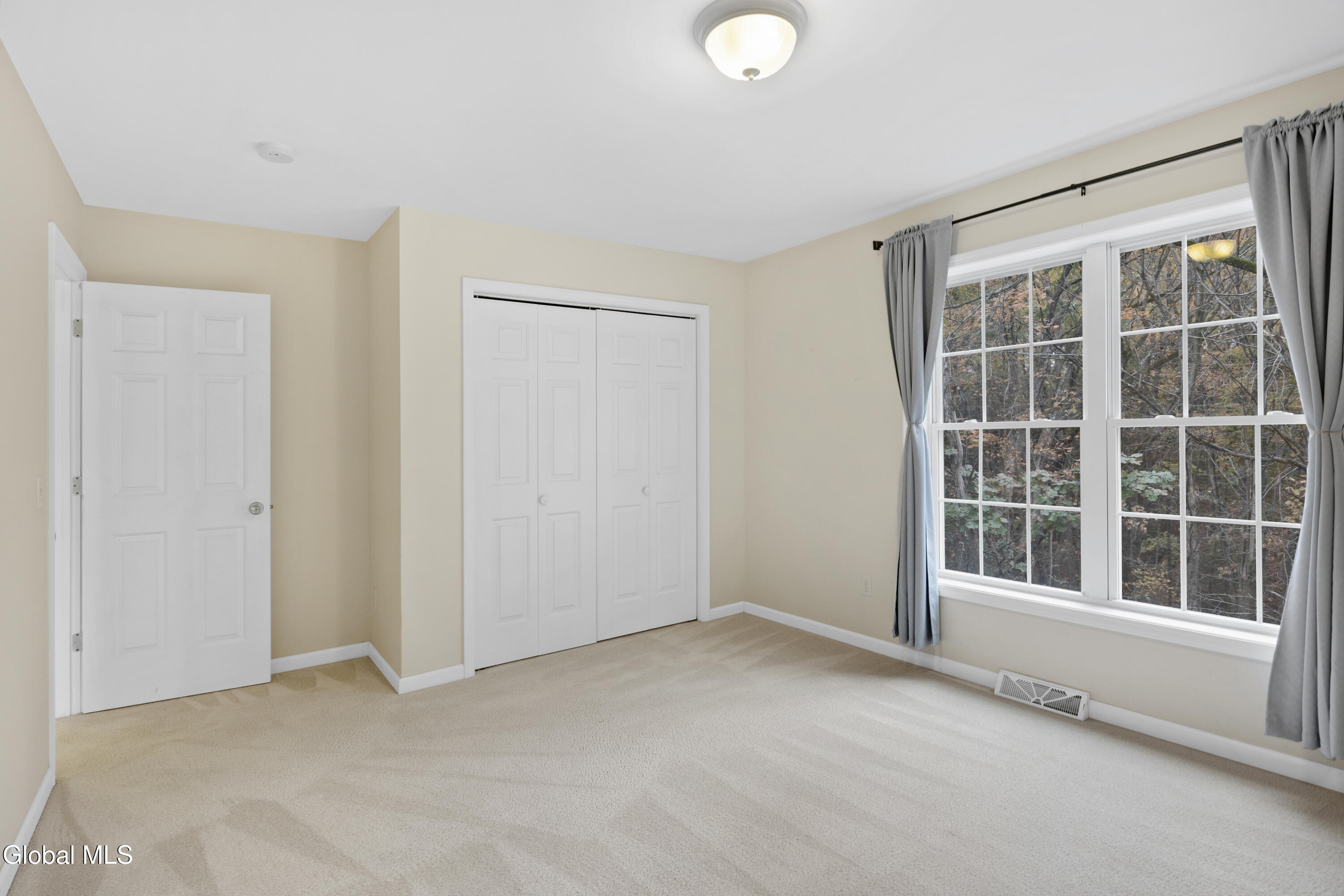 7 Riccardi Lane
