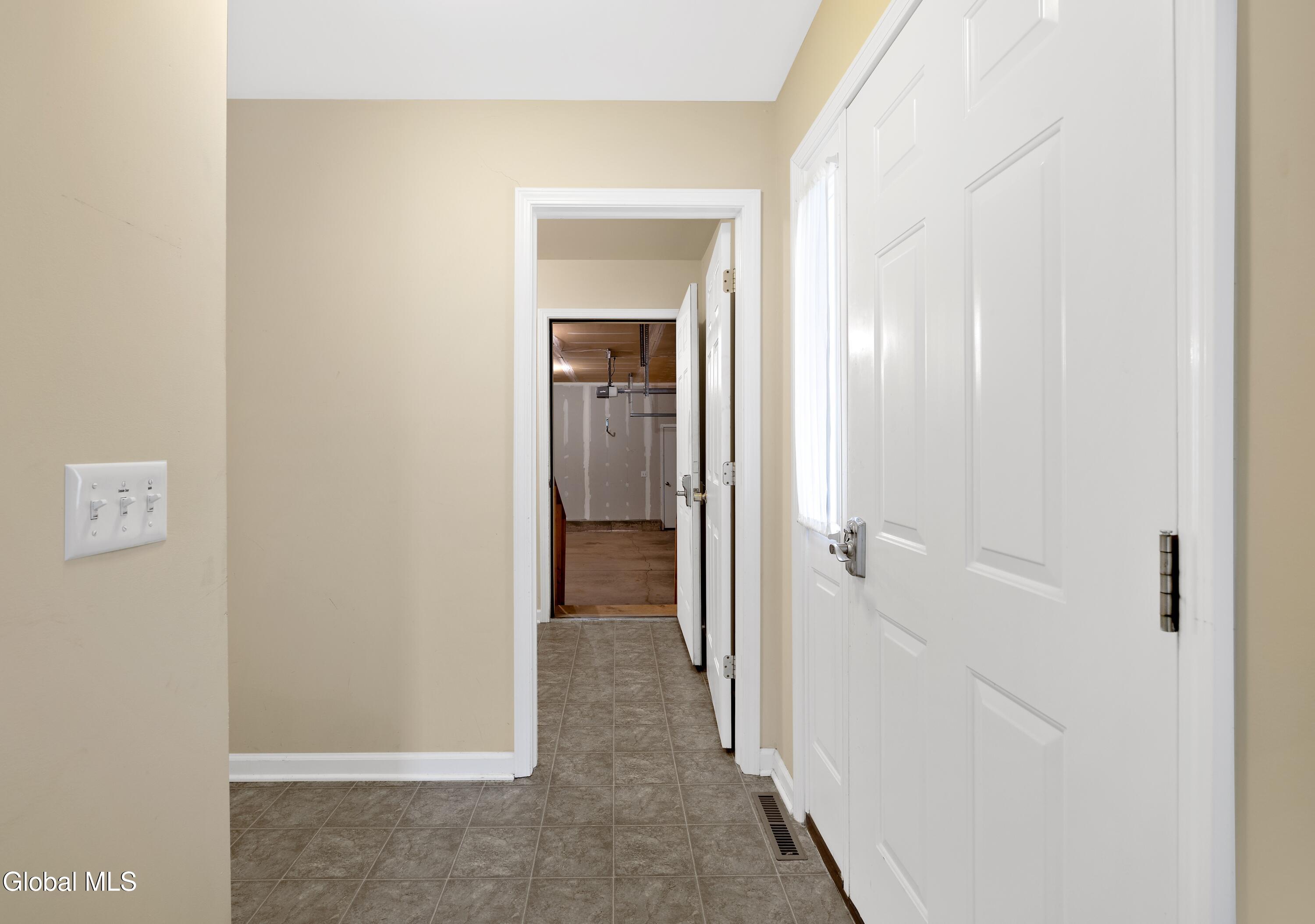 7 Riccardi Lane