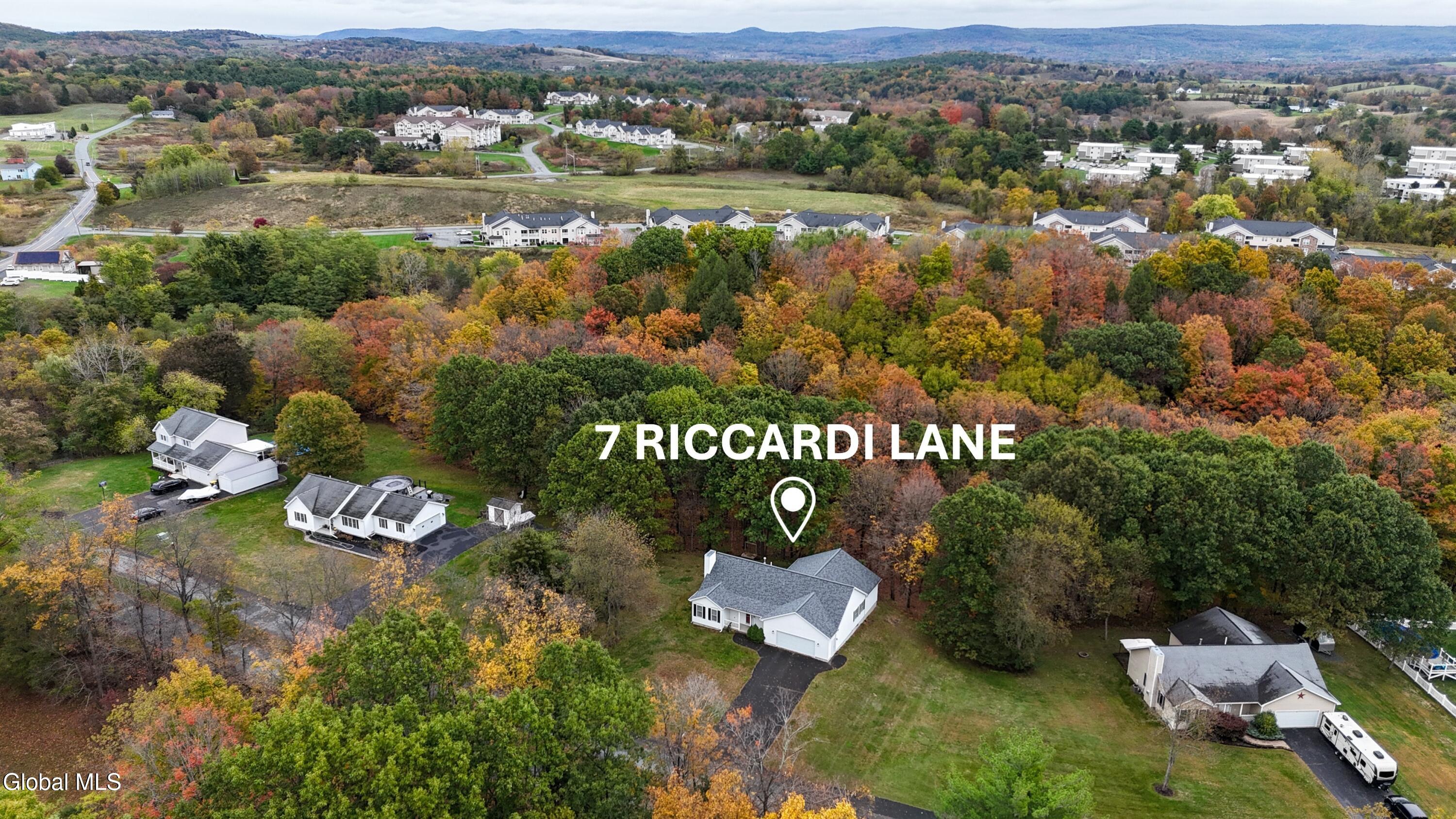 7 Riccardi Lane
