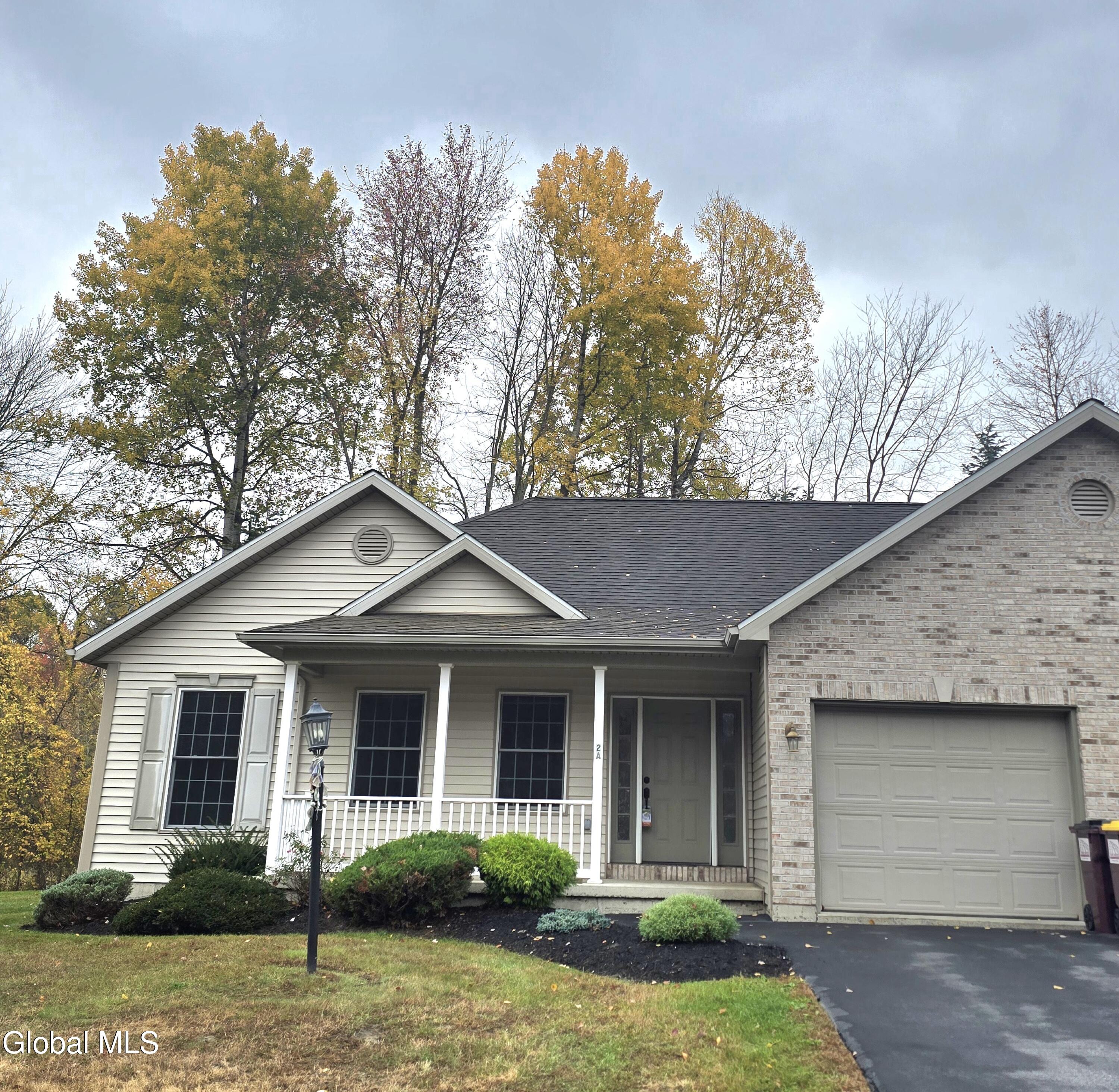 2 Red Maple Lane, A A