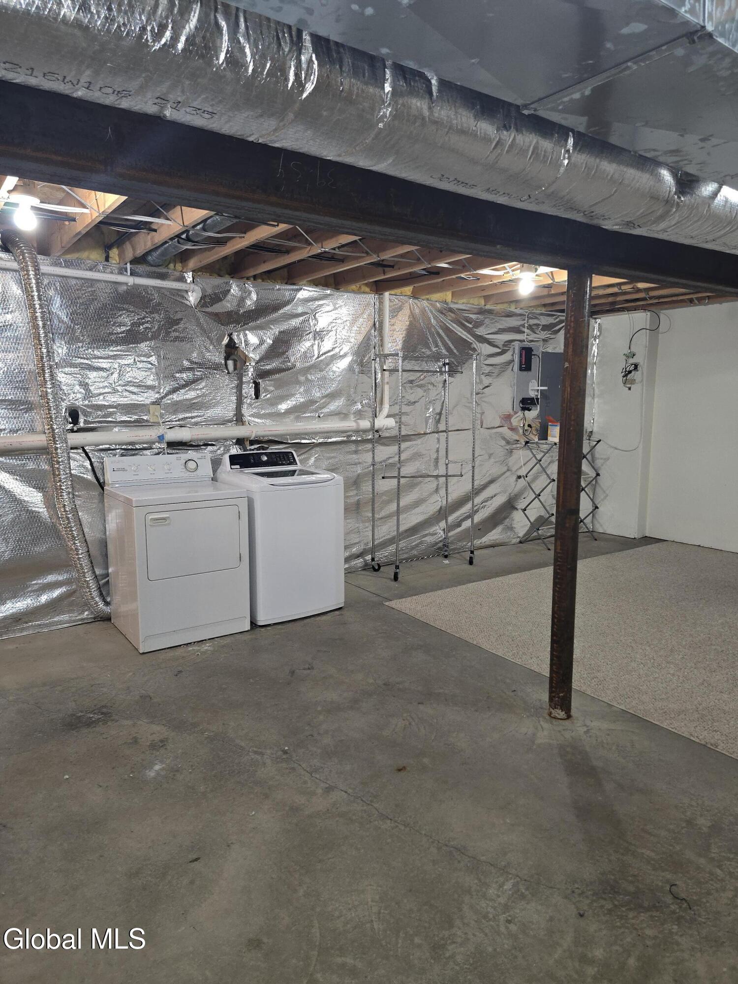 2 Red Maple Lane, A A