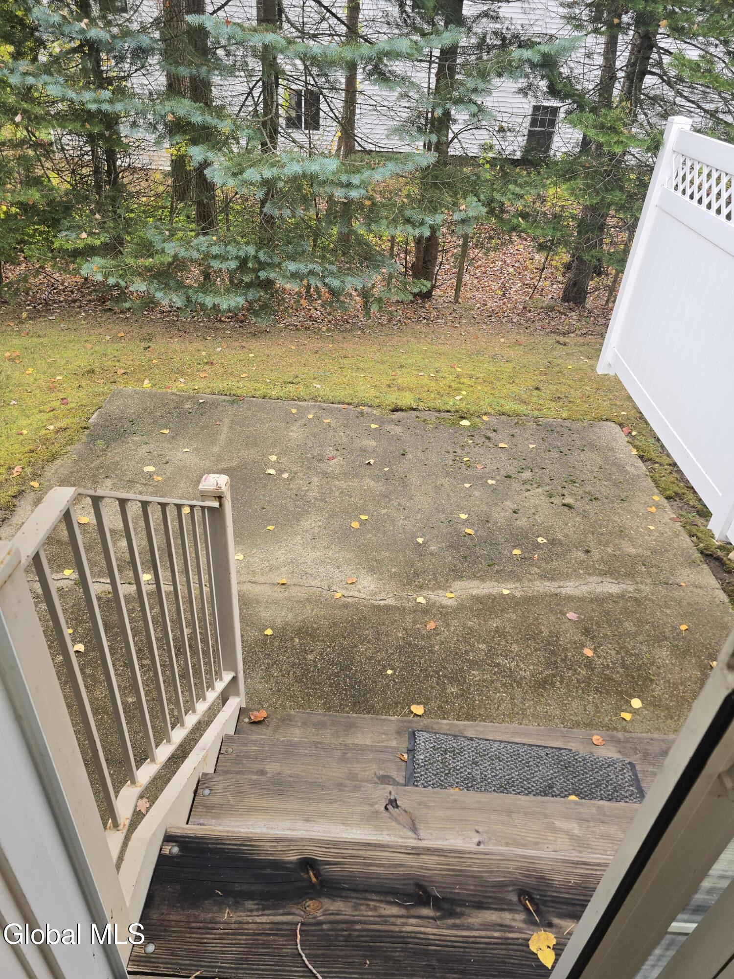 2 Red Maple Lane, A A